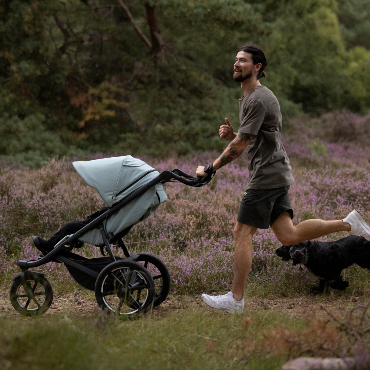 Thule Urban Glide 3 jalutuskäru 