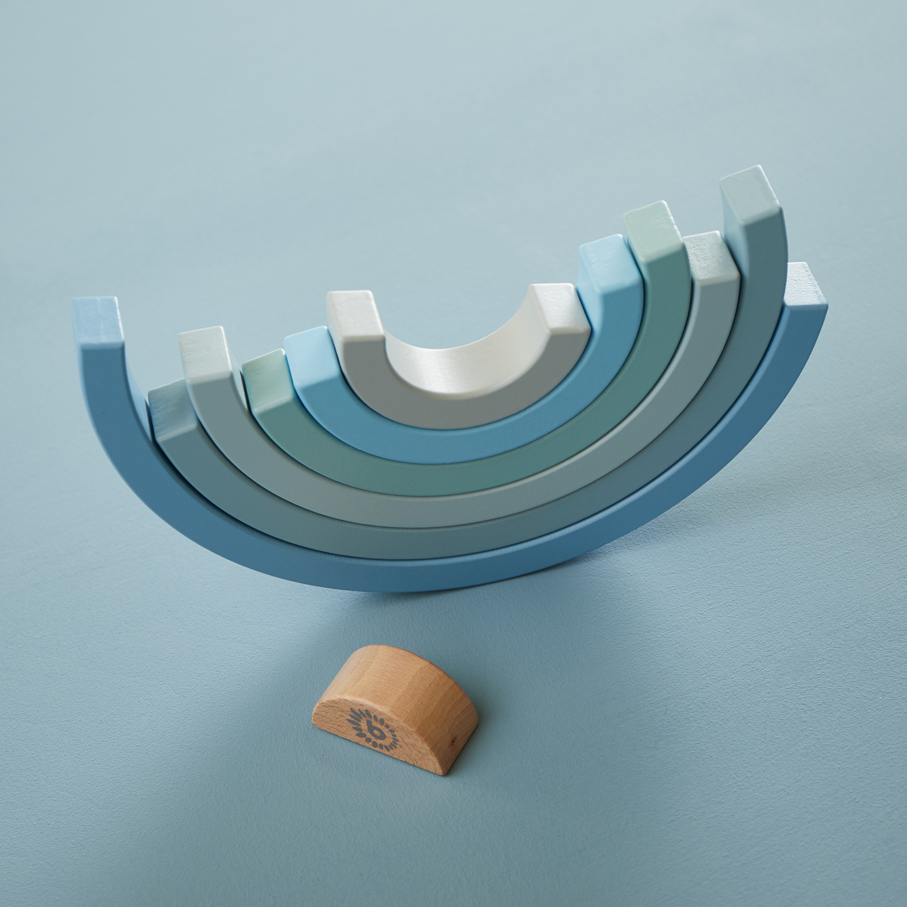 Bieco wooden rainbow – Blue