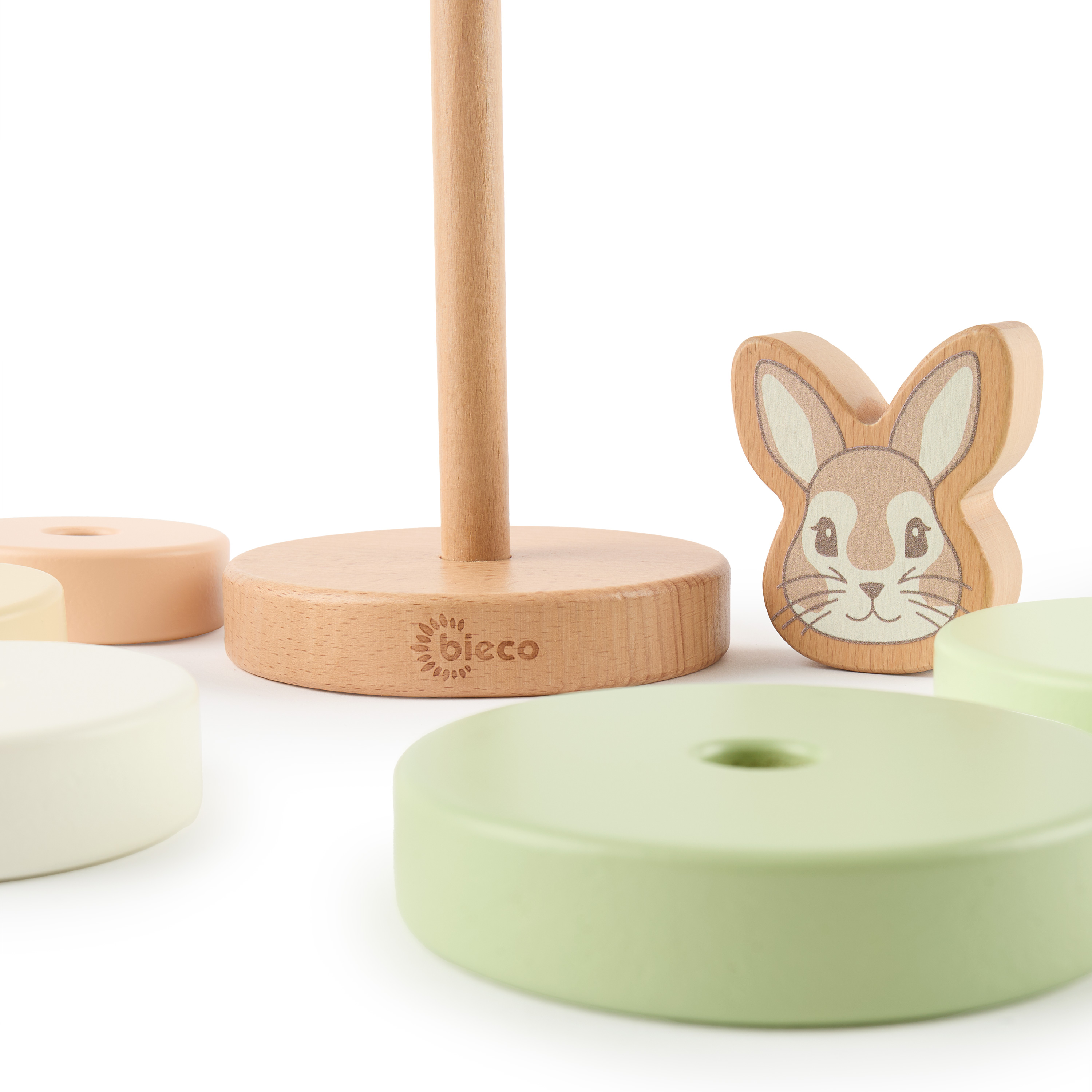 Bieco puidust ladumistorn – Jänes Fine