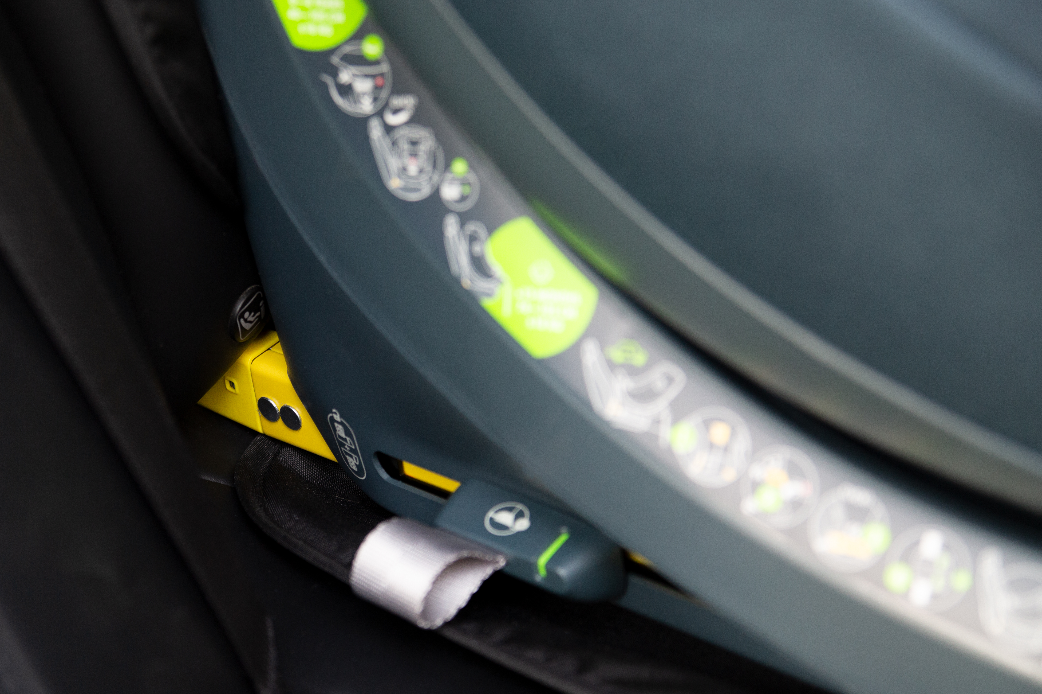 Swandoo universaalne istmekaitse