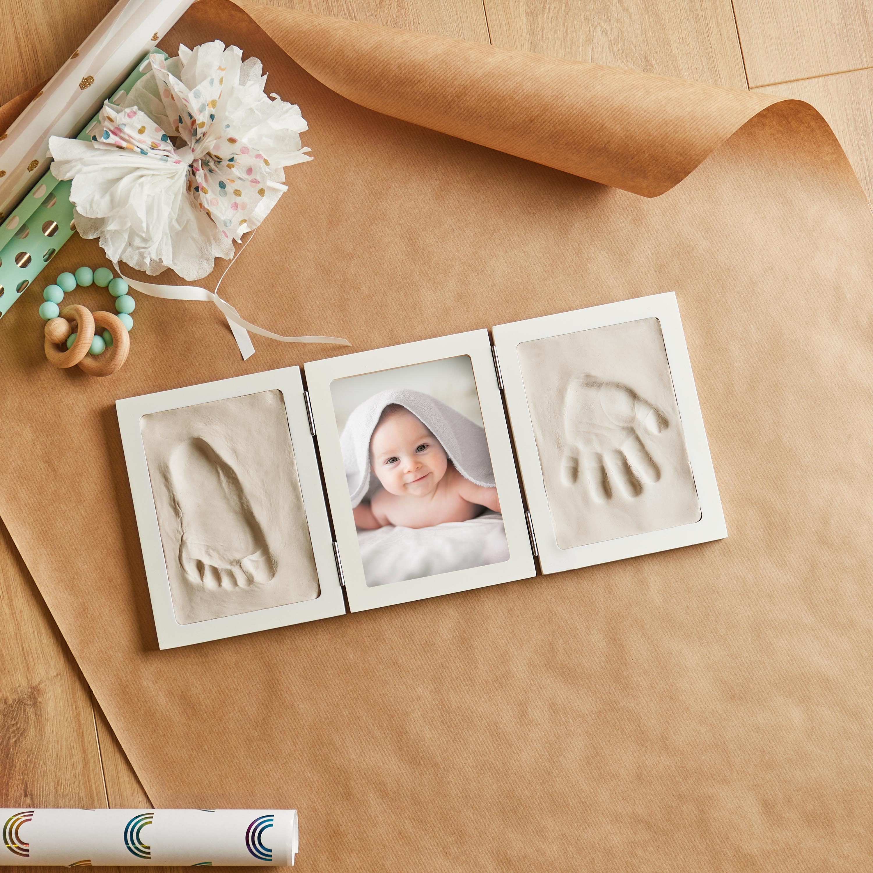 Bieco käe- ja jalajälje komplekt pildiraamiga