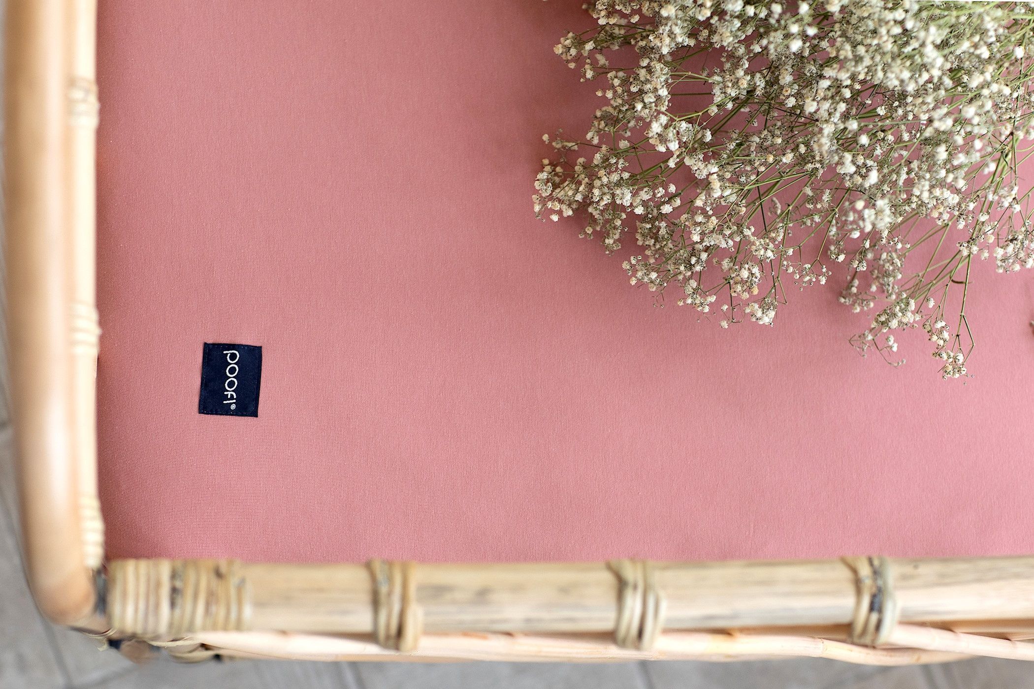 Kummiga voodilina, herbal rose