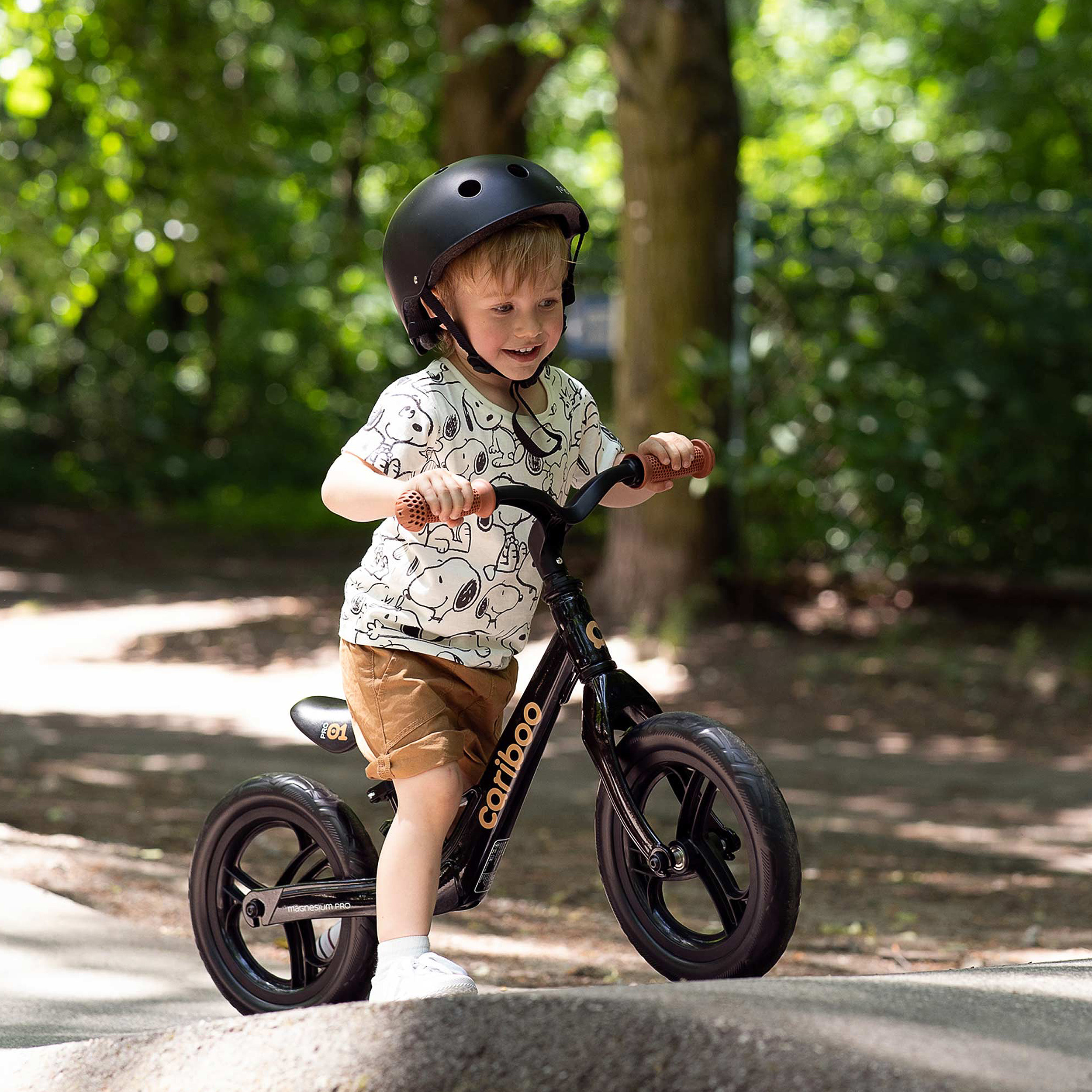 Cariboo MAGNESIUM PRO tasakaaluratas (värvivalik)