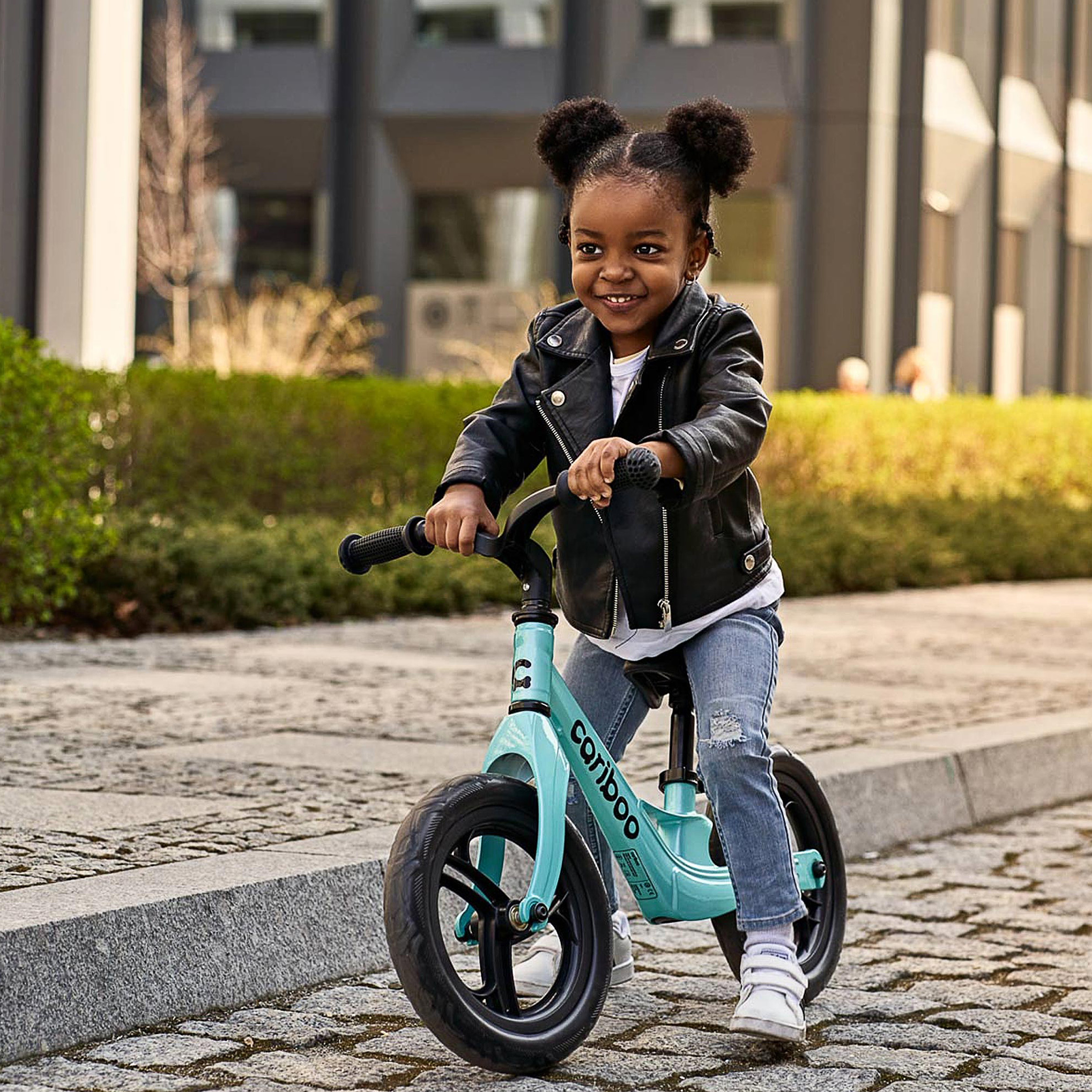 Cariboo MAGNESIUM PRO tasakaaluratas (värvivalik)