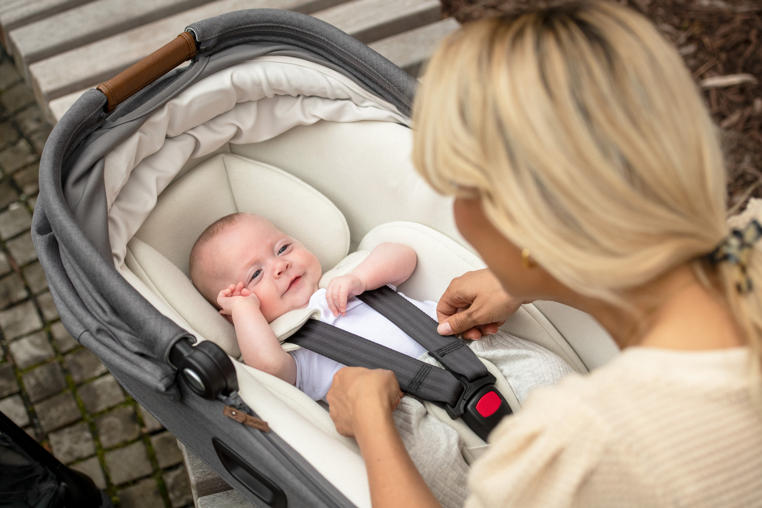 Nuna Cari Next vankrikorv/turvahäll