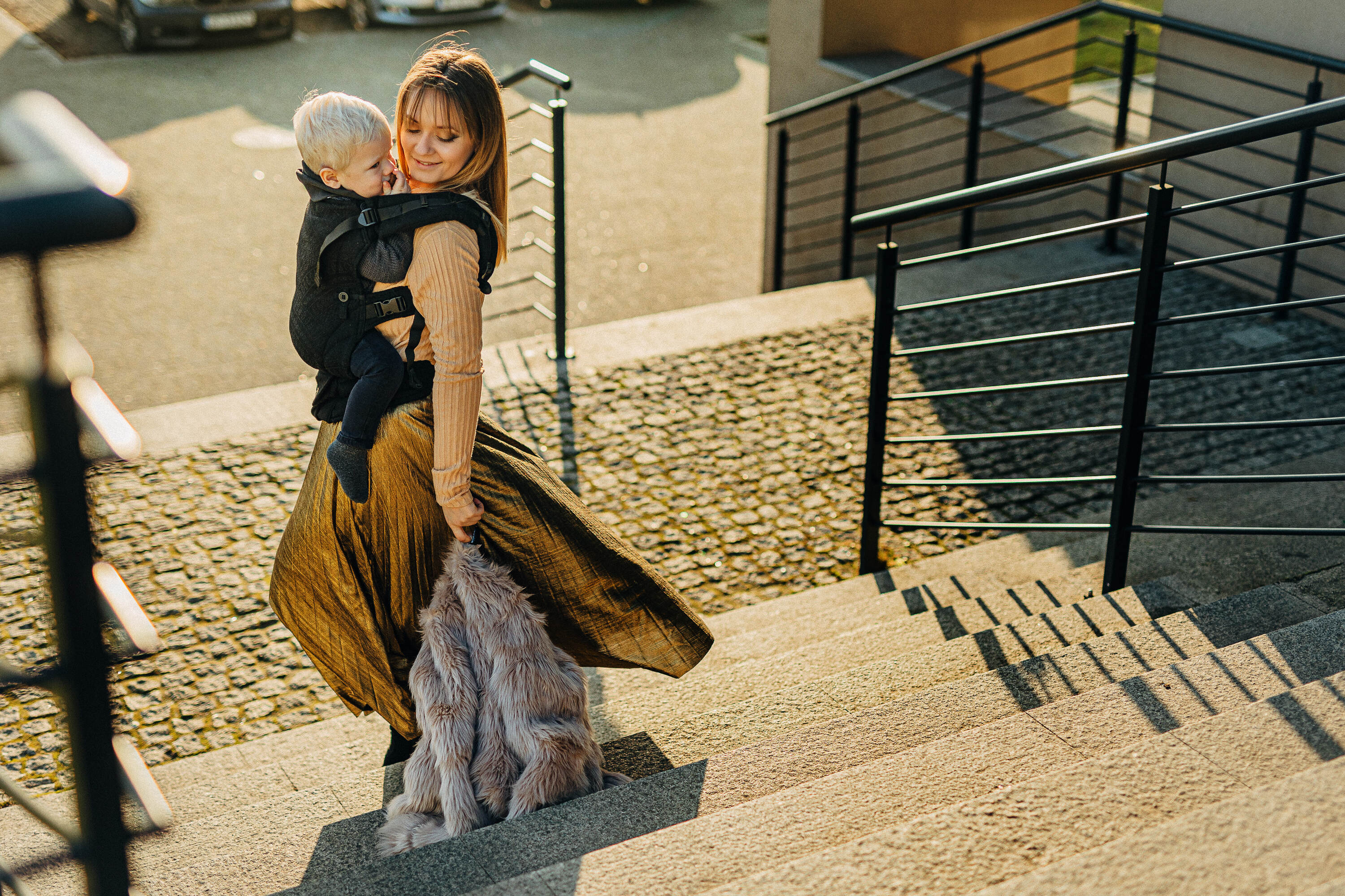 LennyUpGrade carrier Peacock's Tail - Pitch Black