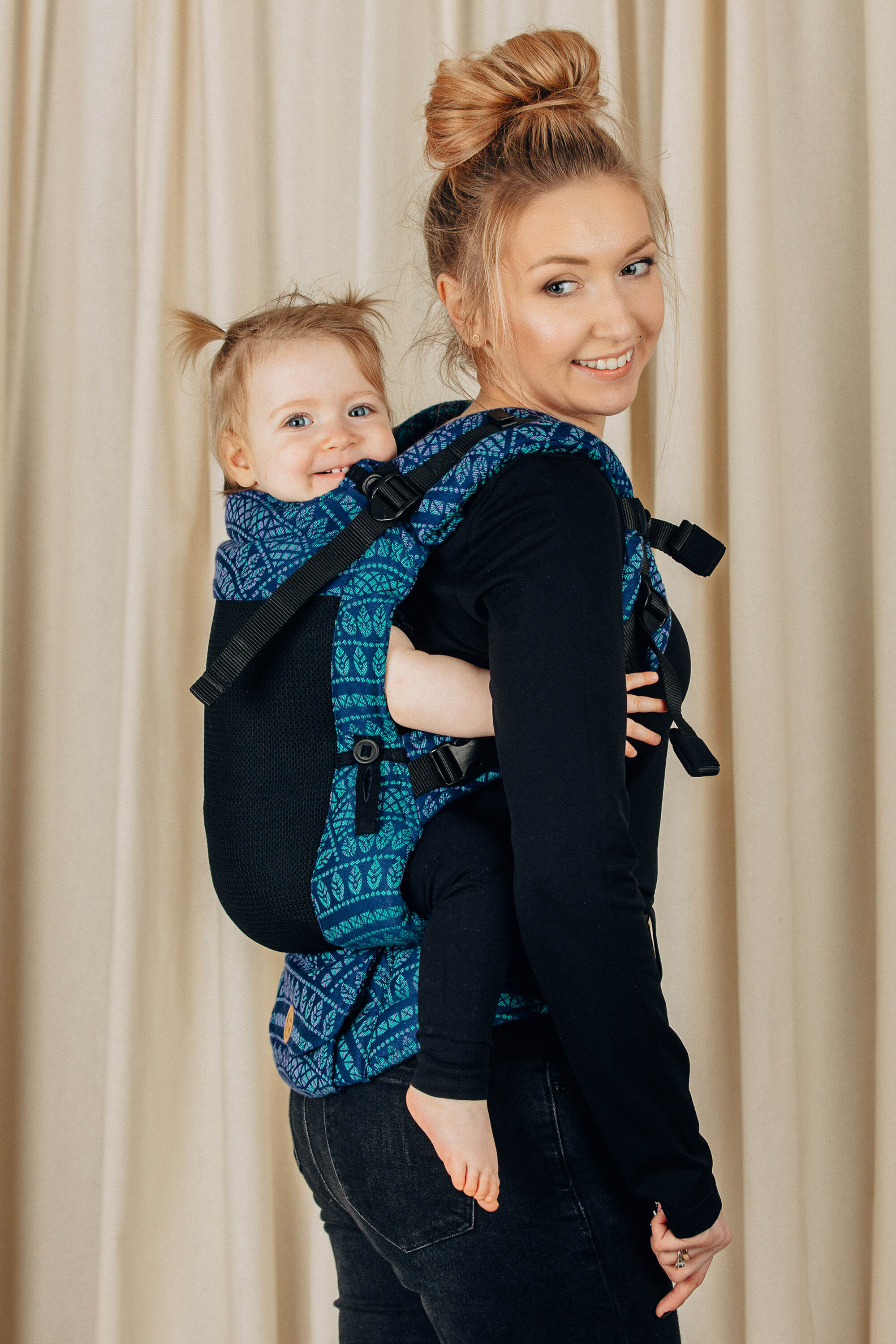 LennyUpGrade carrier Peacock's Tail - Provance