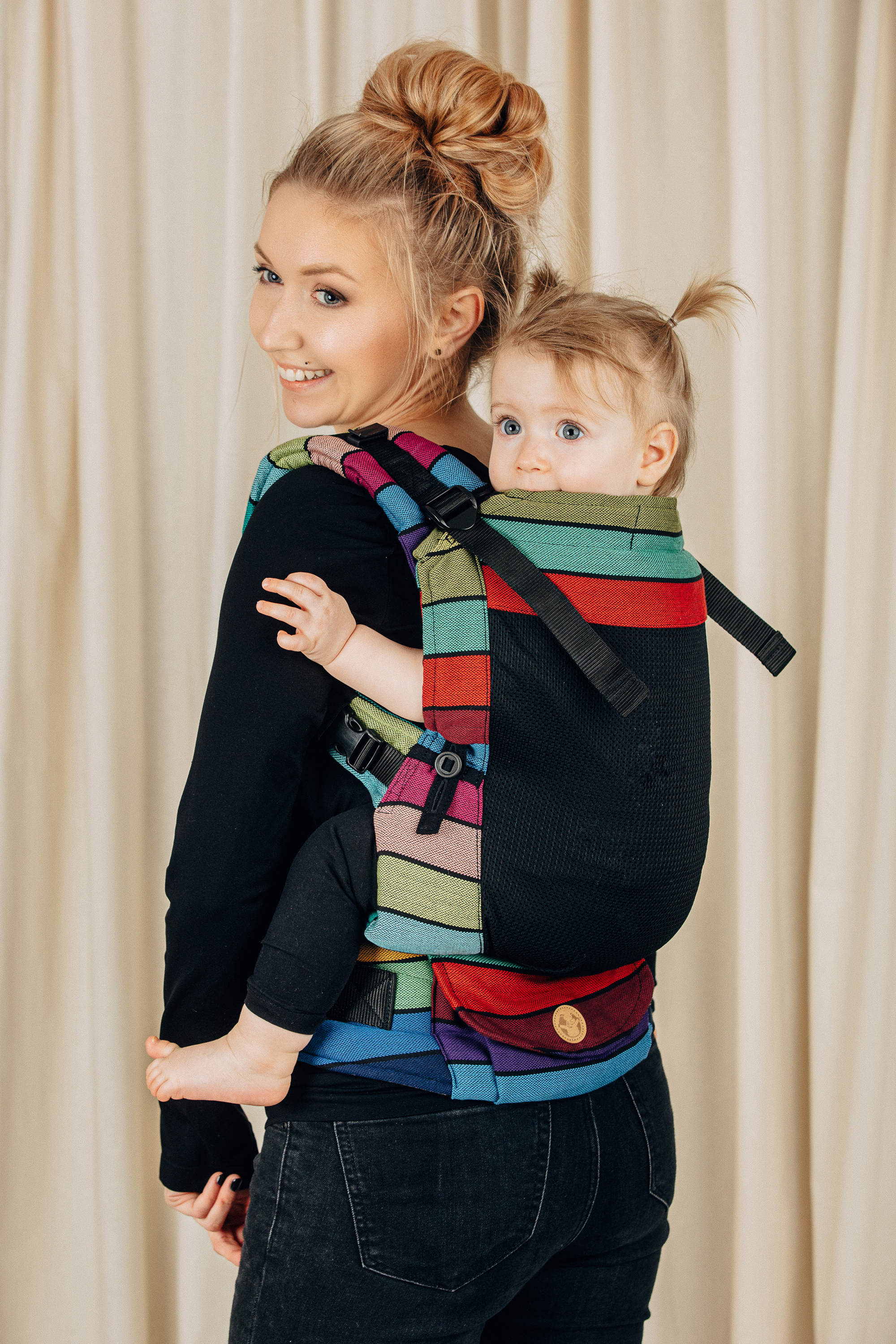 LennyUpGrade carrier Carousel of Colors