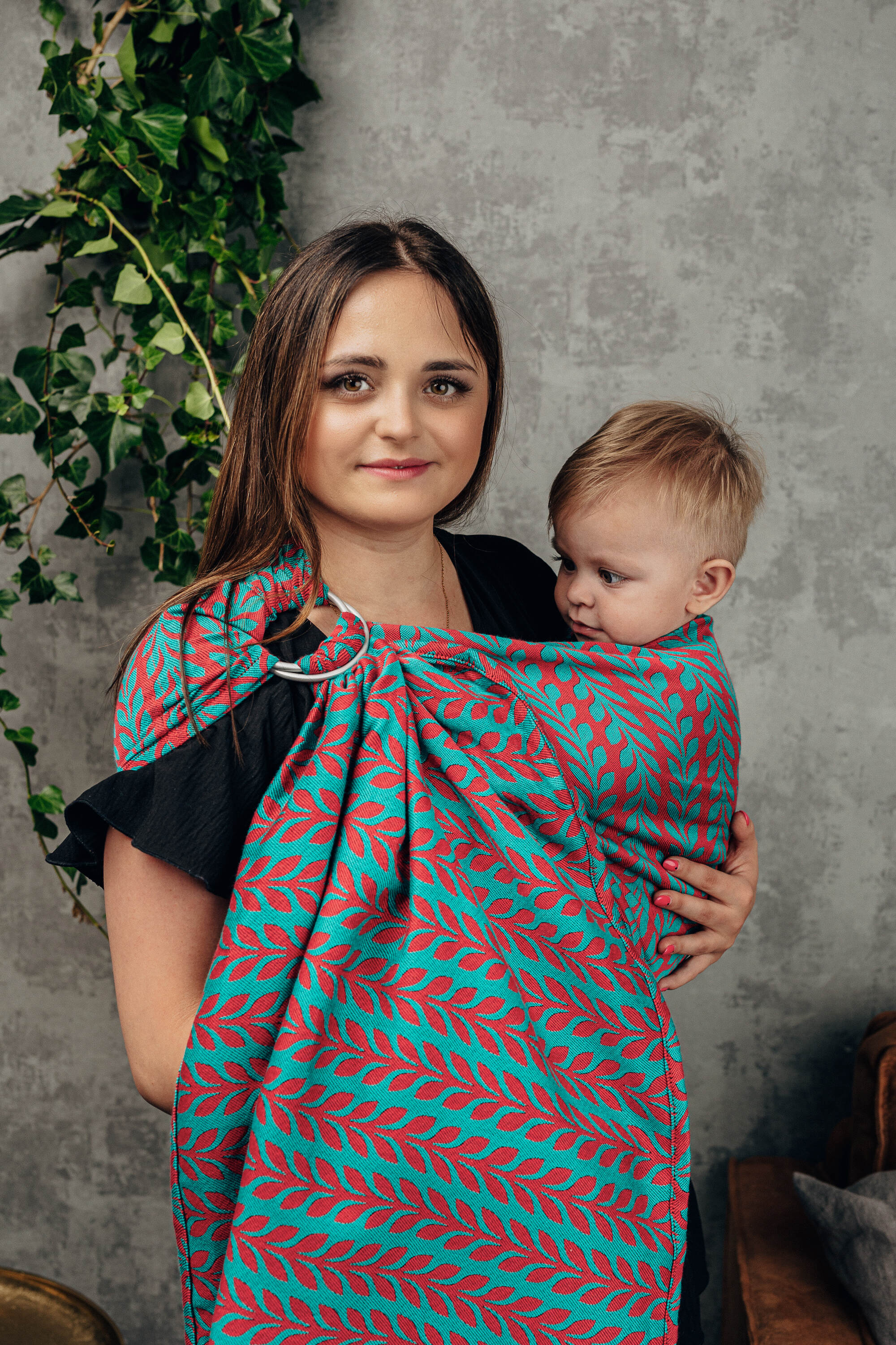 LennyLamb Ring Sling Catkin Frolic
