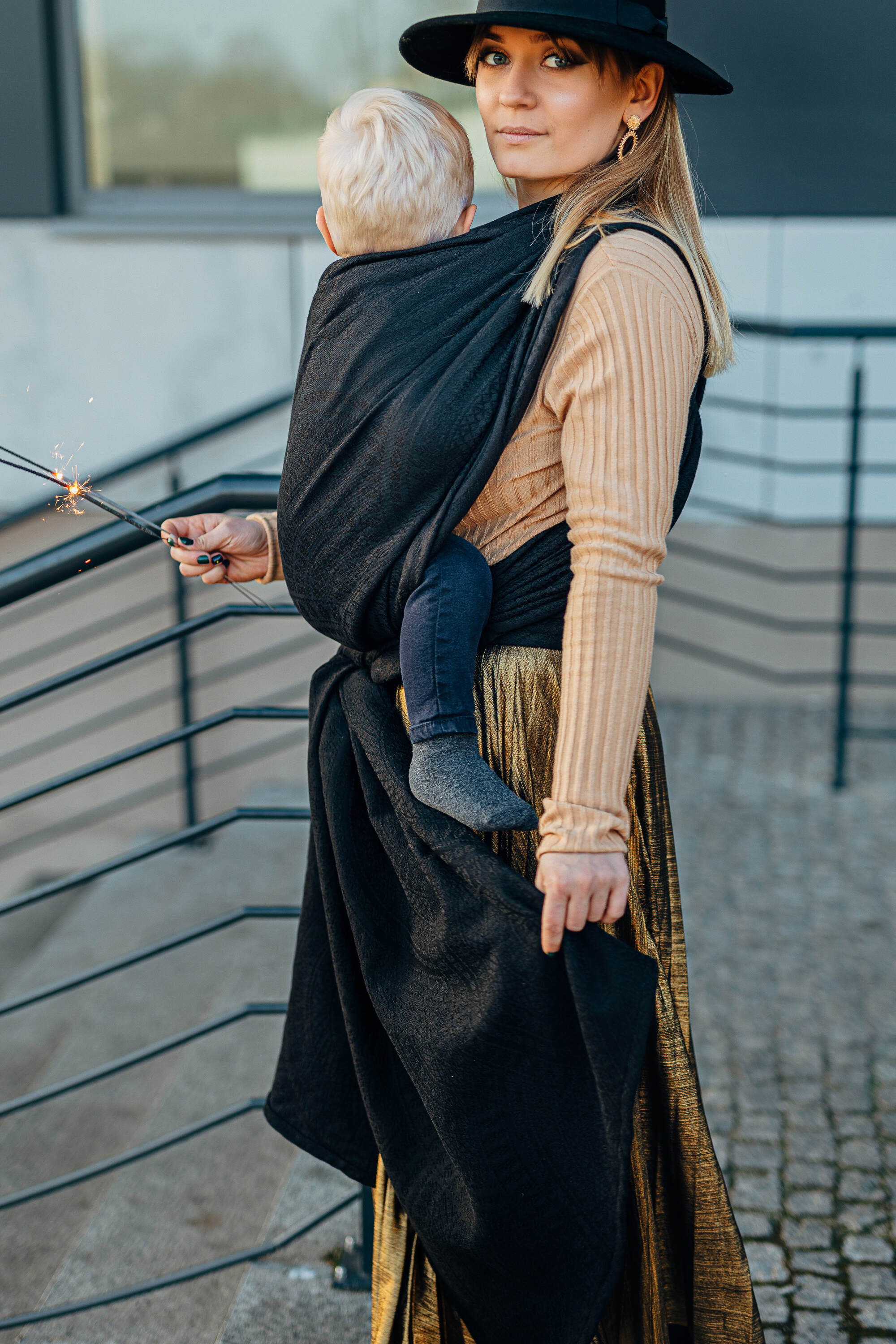 LennyLamb kandelina, Peacock's Tail -  Pitch Black