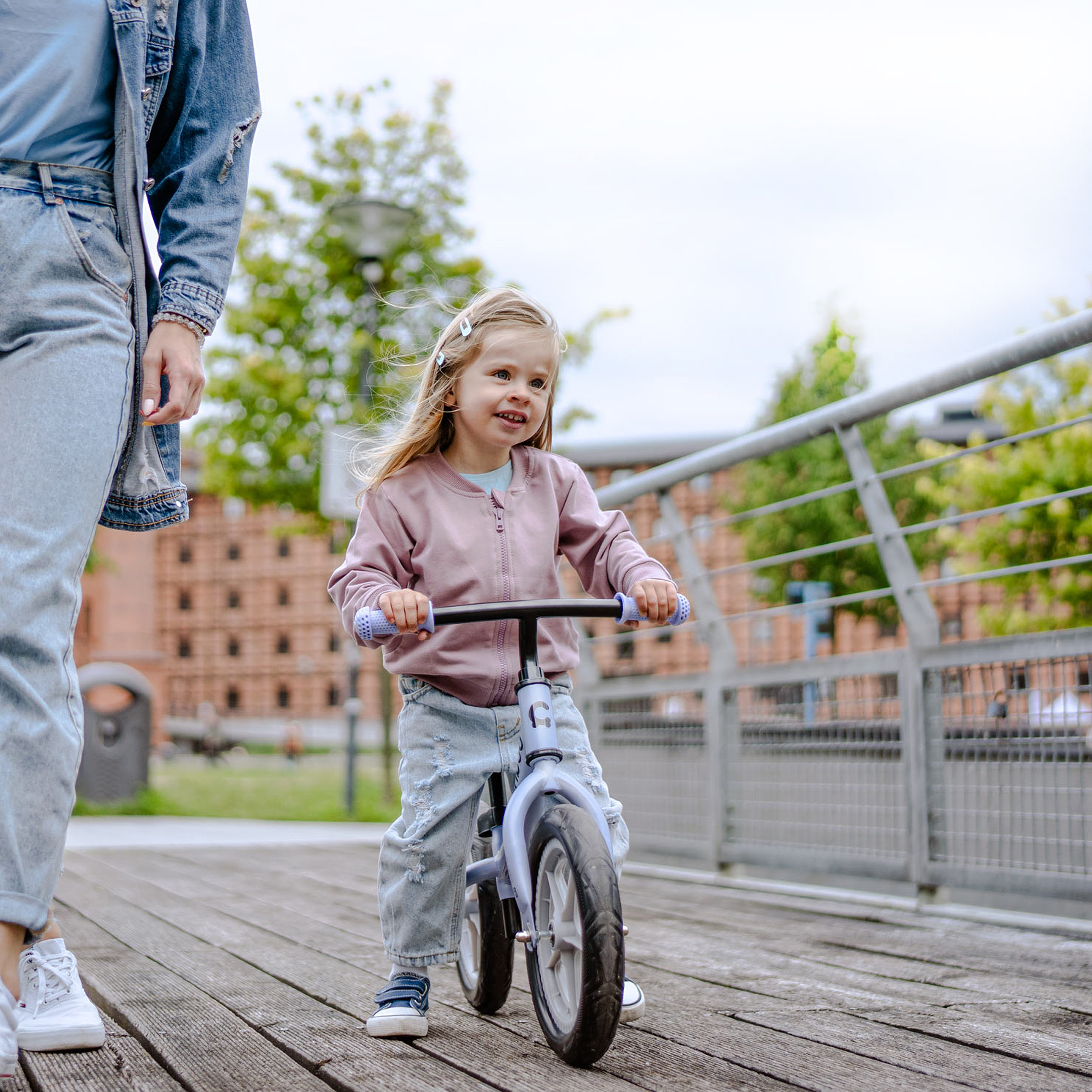 Cariboo CLASSIC tasakaaluratas (värvivalik)