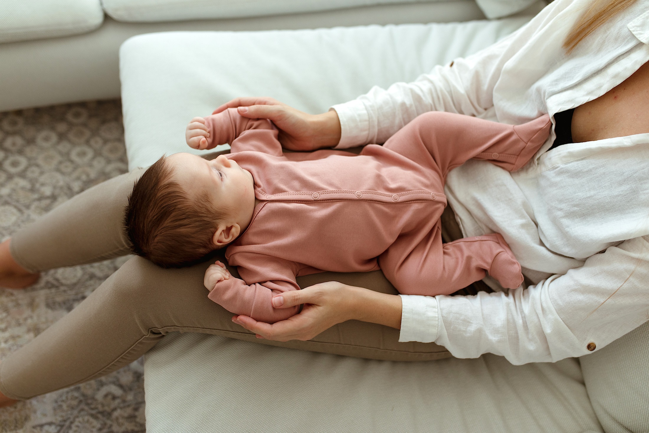 Poofi sleepsuit, Herbal Rose