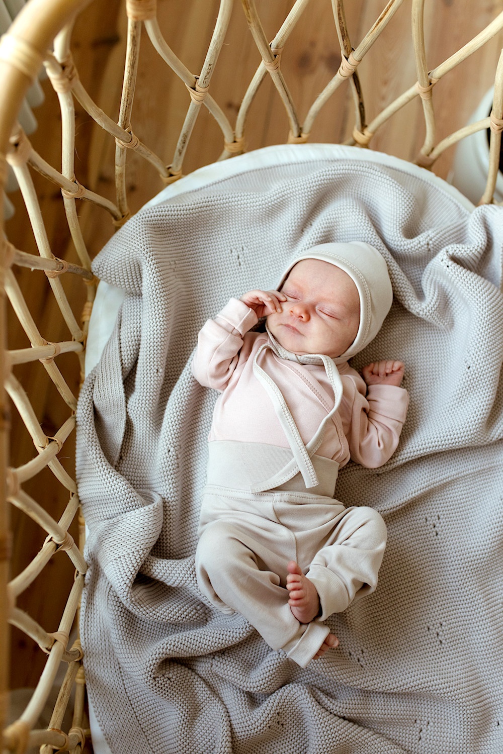 Poofi püksid, Latte