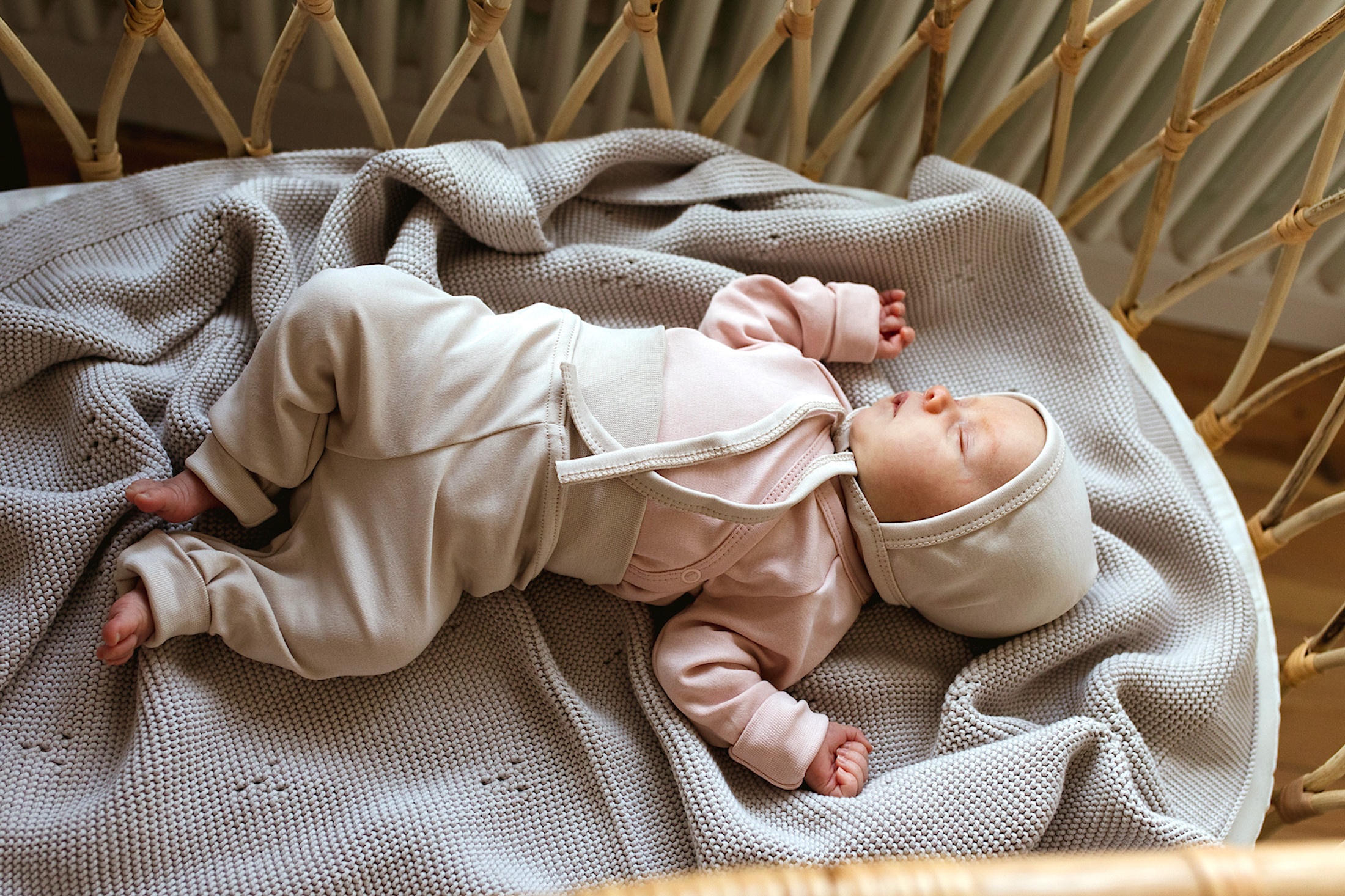 Poofi püksid, Latte