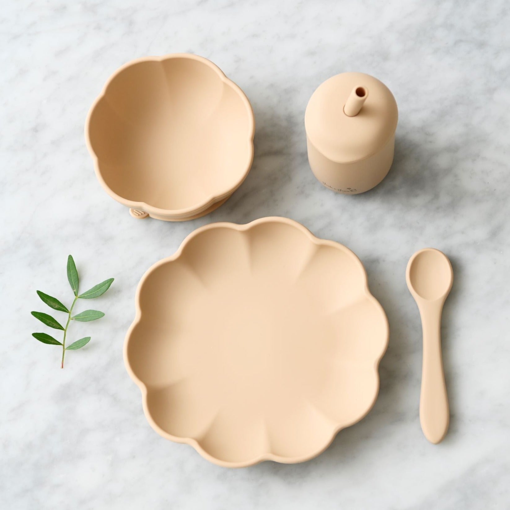 Jack o Juno Little Poppy Dining Set