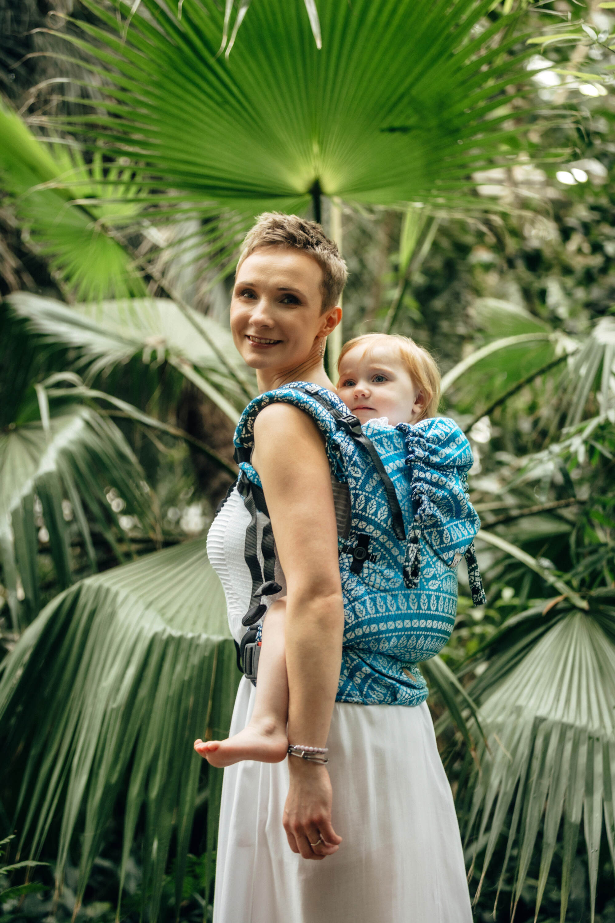 LennyUpGrade carrier Peacock's Tail - Sea Angel