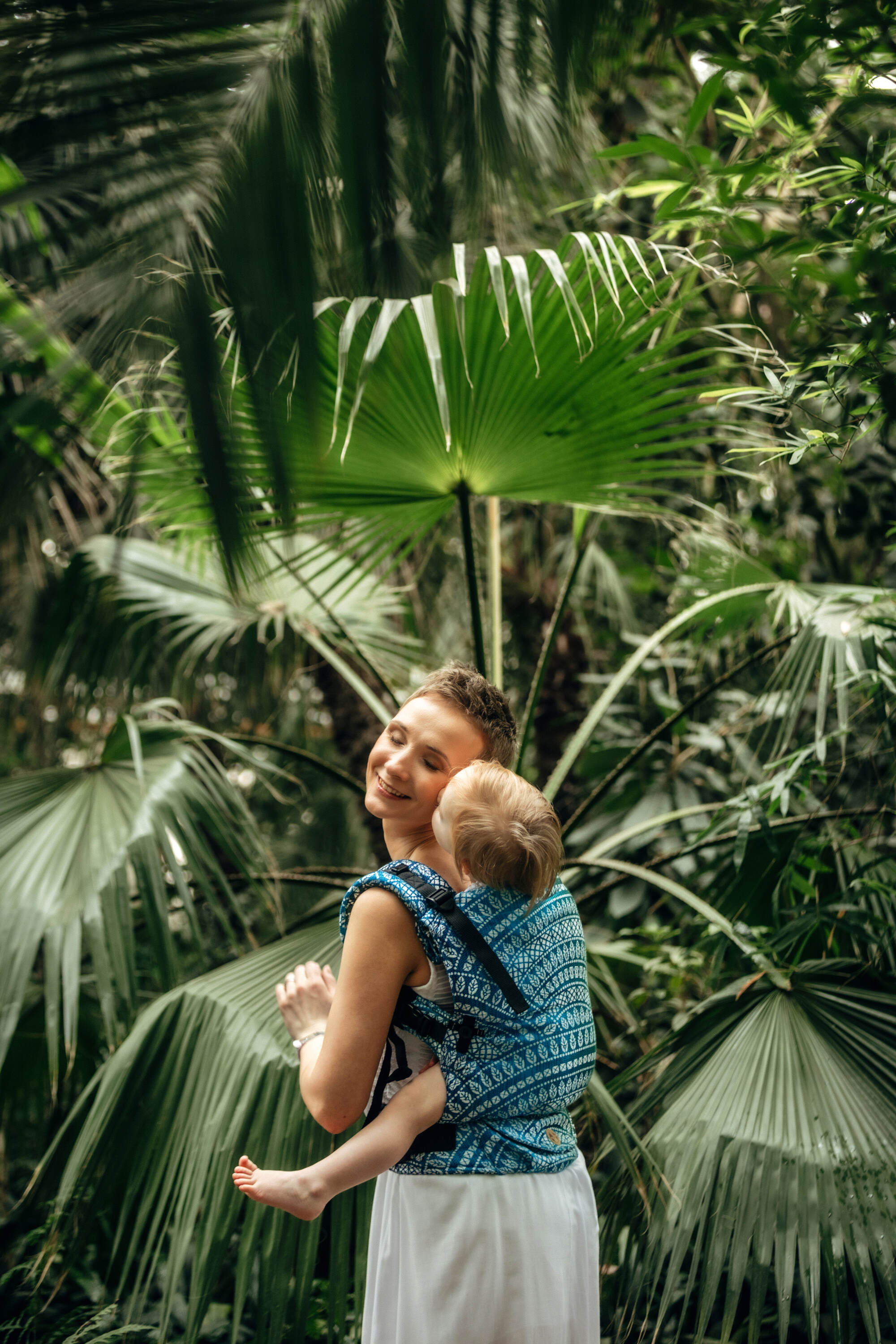 LennyUpGrade carrier Peacock's Tail - Sea Angel