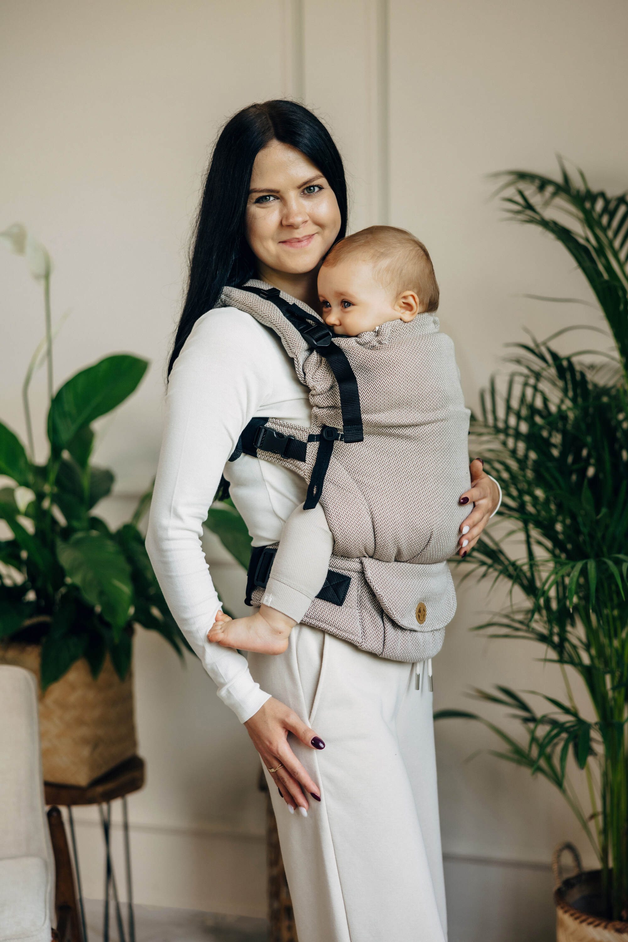 LennyUpGrade carrier Little Herringbone Almond