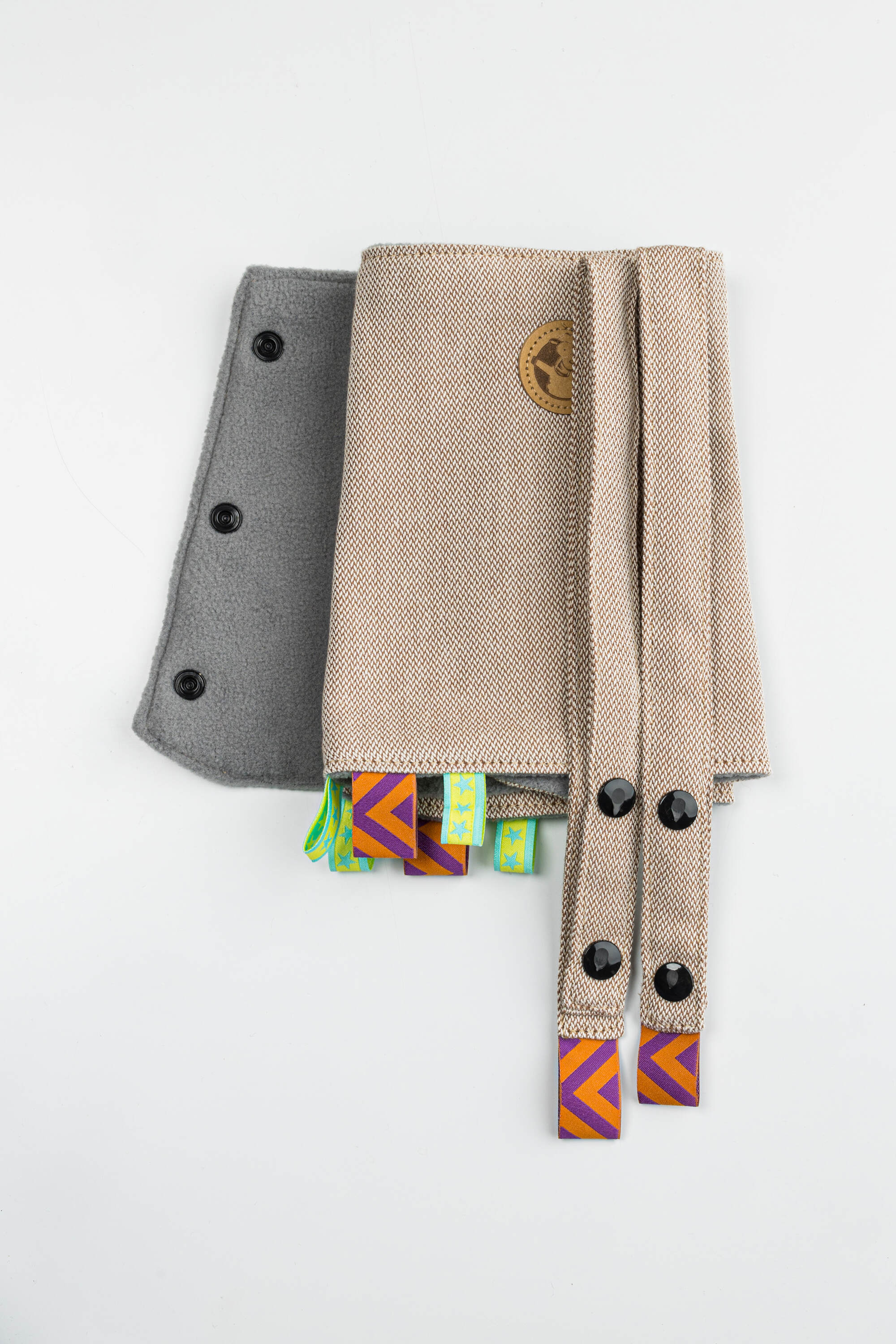 LennyLamb Drool Pads & Reach Straps Set PEANUT BUTTER