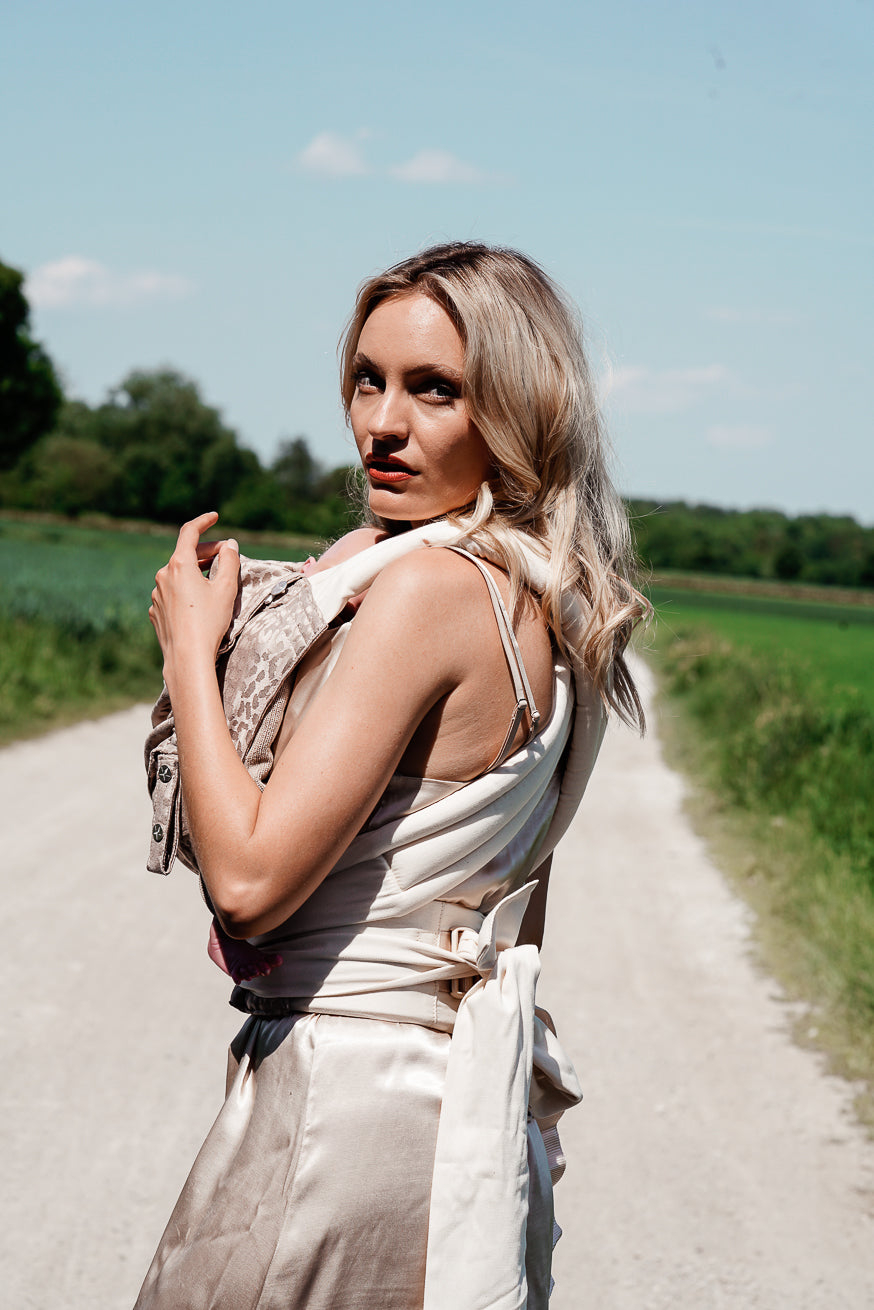 Babytrage TaiTai Safari Eleni