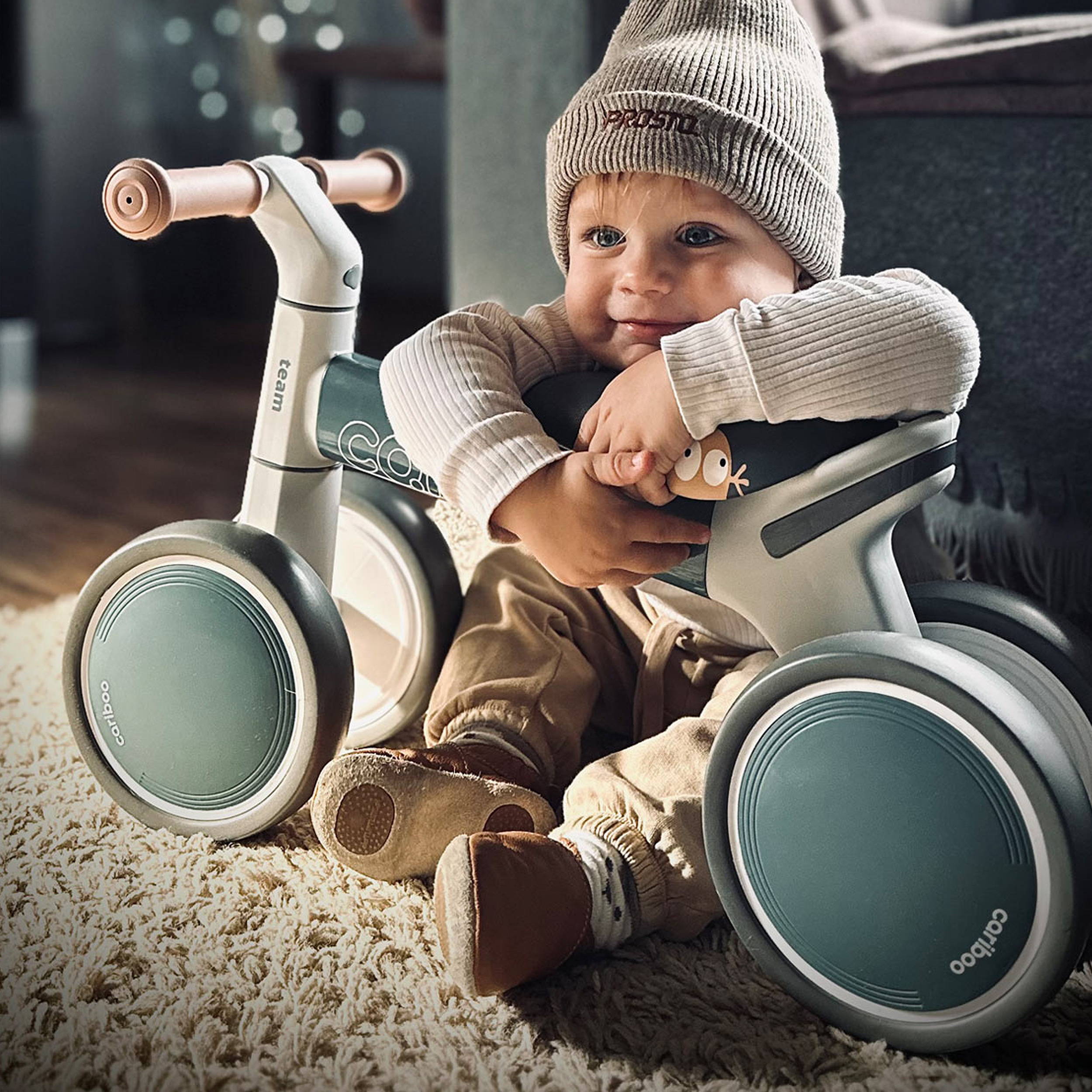 Cariboo TEAM tasakaaluratas (värvivalik)