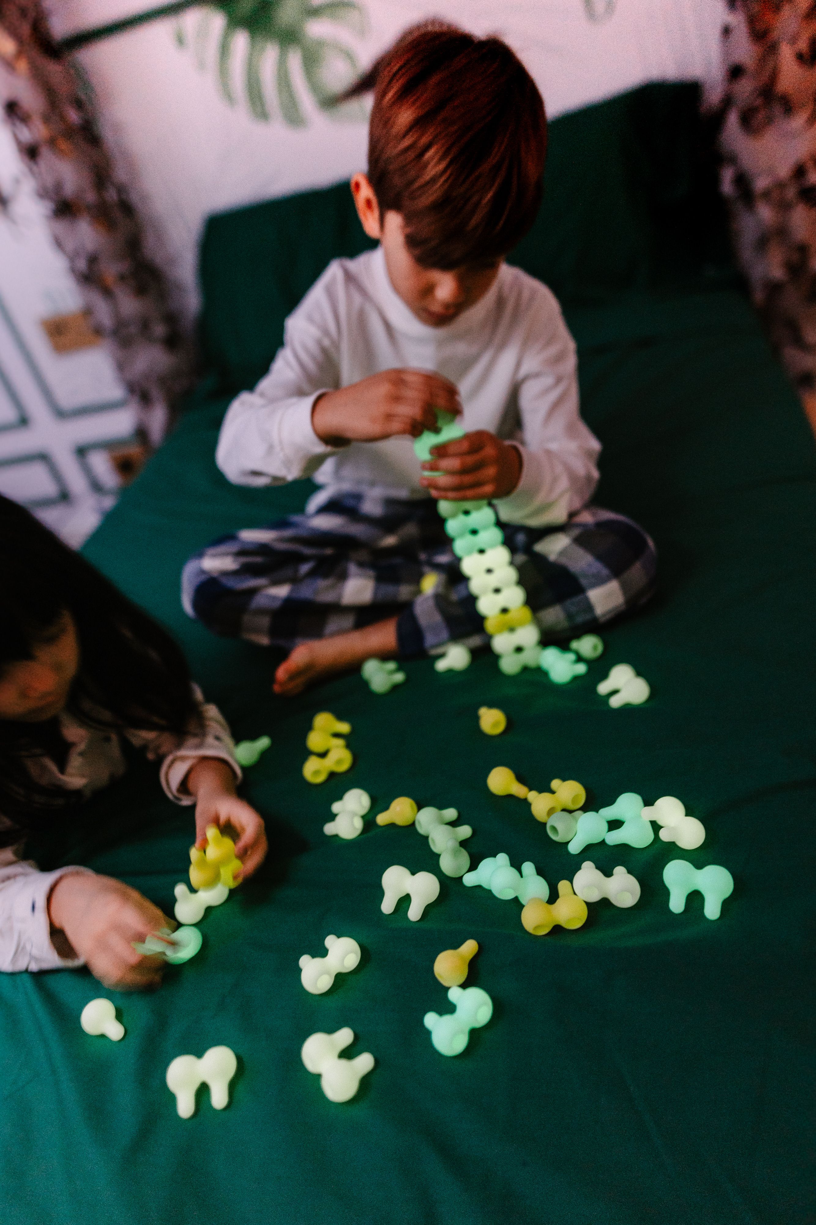 LEKKID Magical Lights pimedas helendavad klotsid