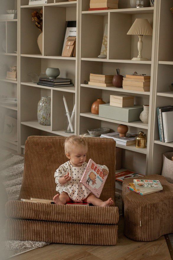 Laste lamamistool Moon (värvivalik)