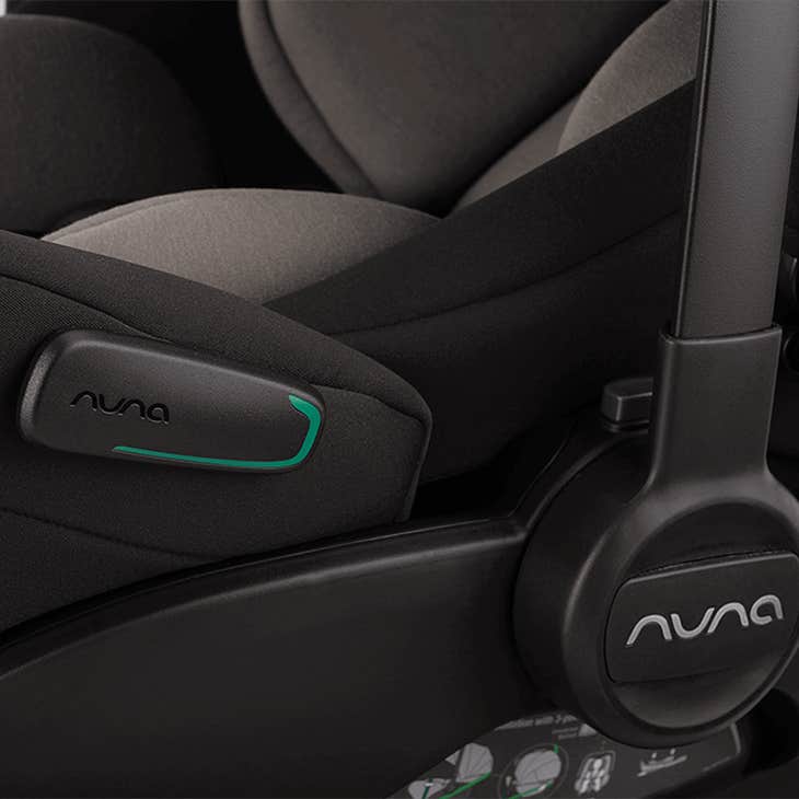 Nuna Arra Flex carseat