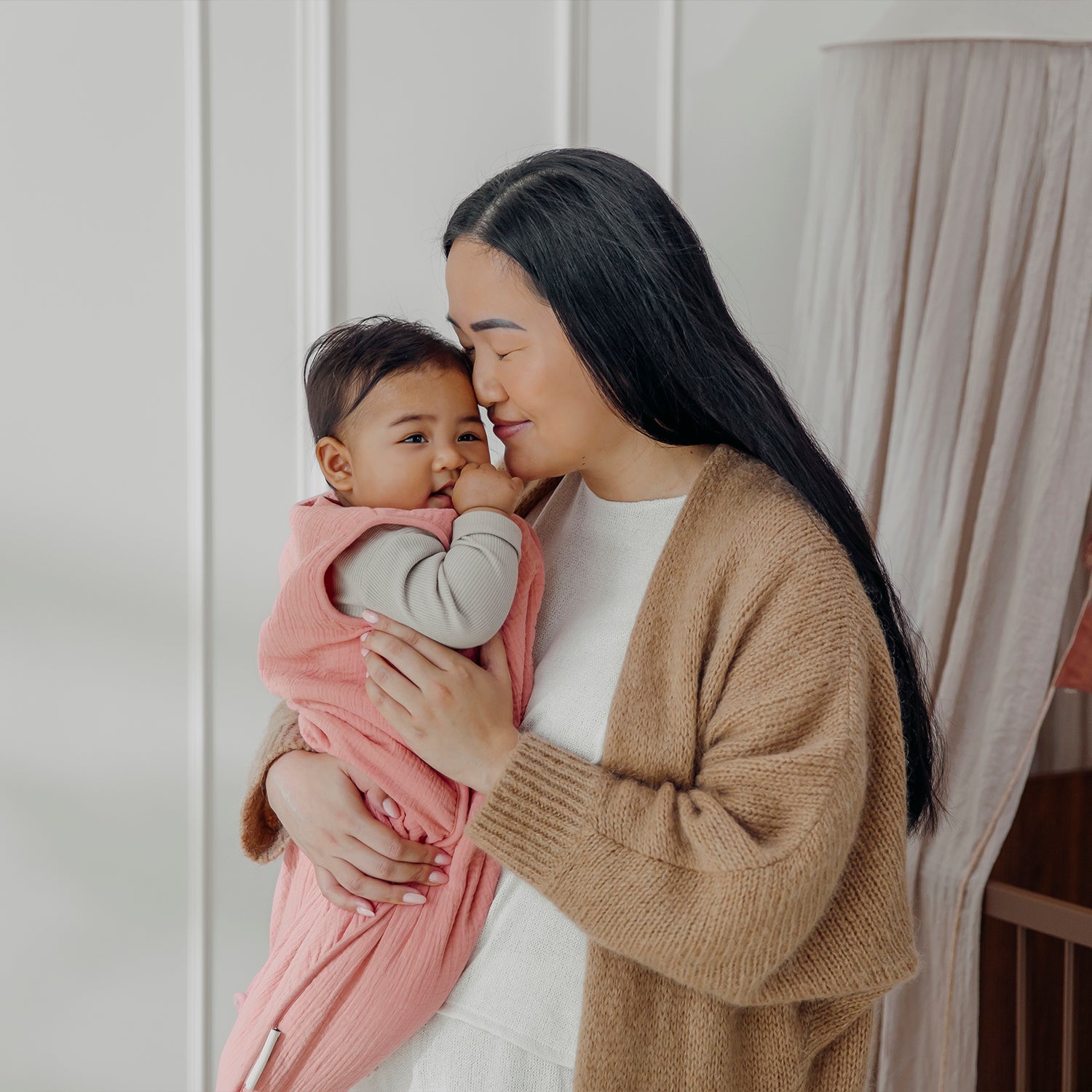 MUSLIINIST MAGAMISKOTT - ROSE