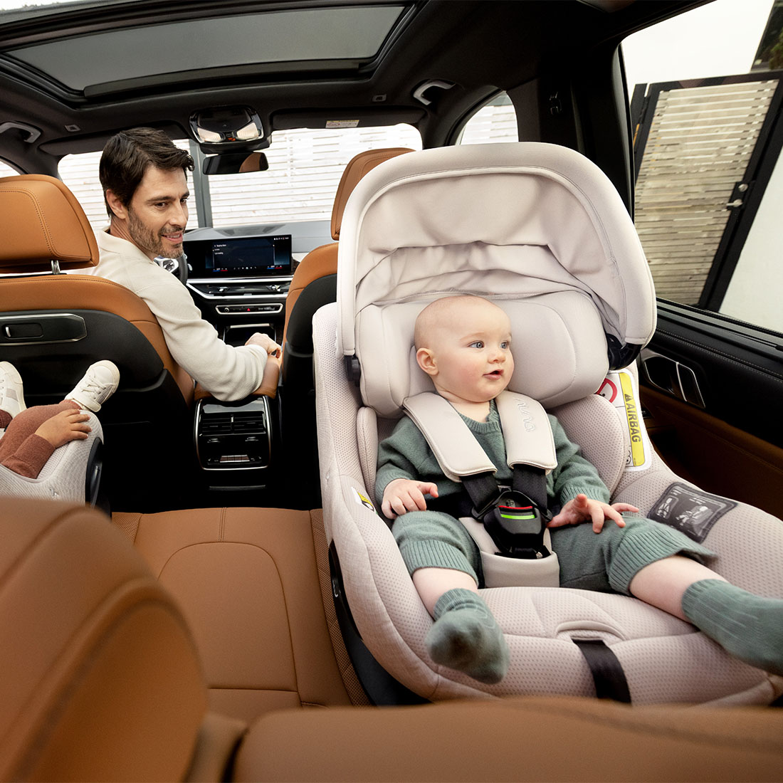 Nuna Pruu™ Aire carseat