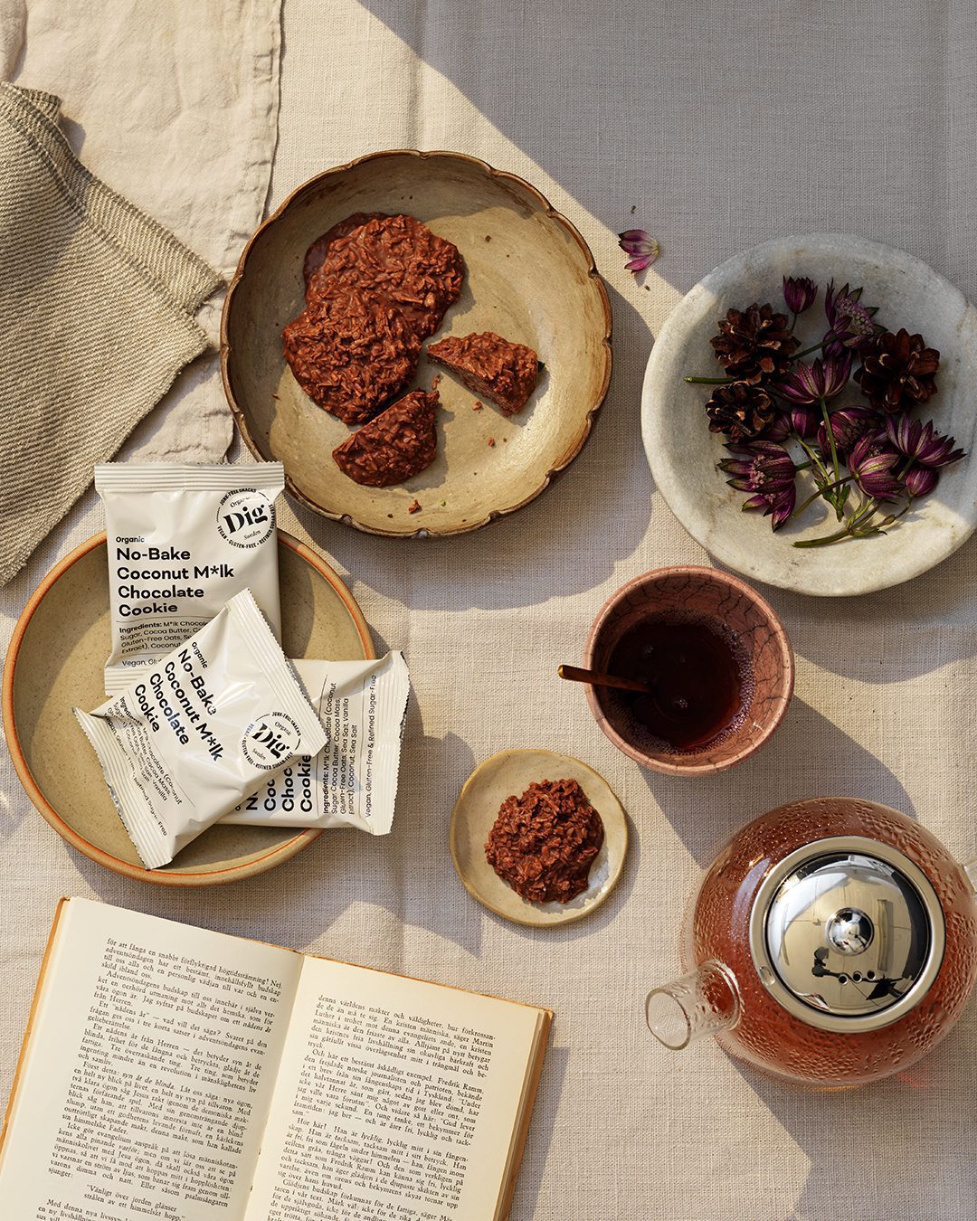 DIG No-Bake Coconut M*lk Chocolate Cookie 30g