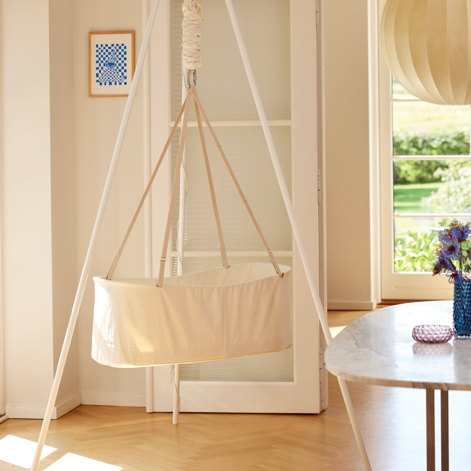 Membantu Baby Cradle