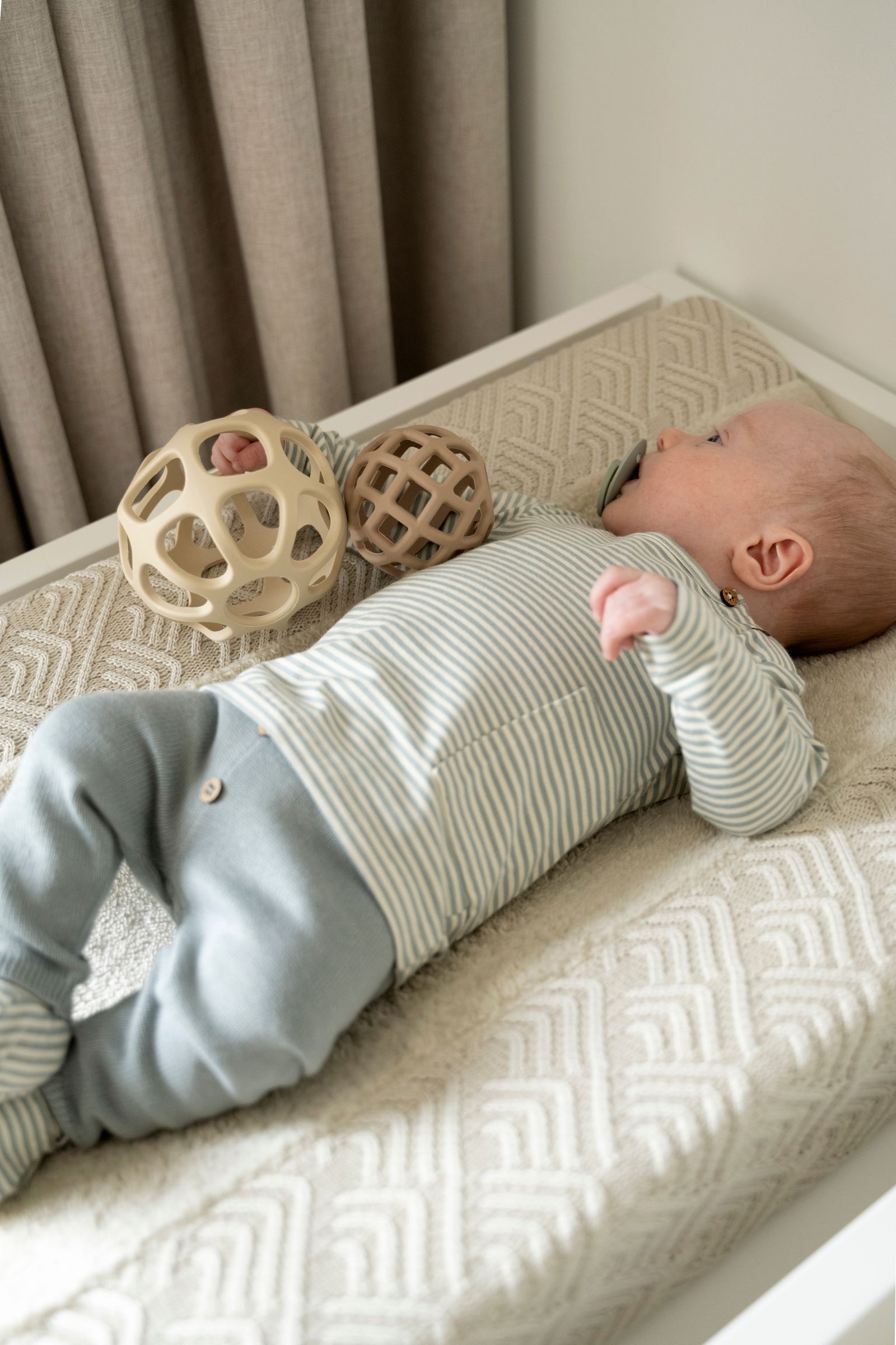 Silikoonist mängupall 2tk Clay/Warm Linen
