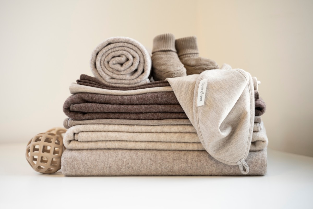 Cot blanket Merino Fine Meadow ecru