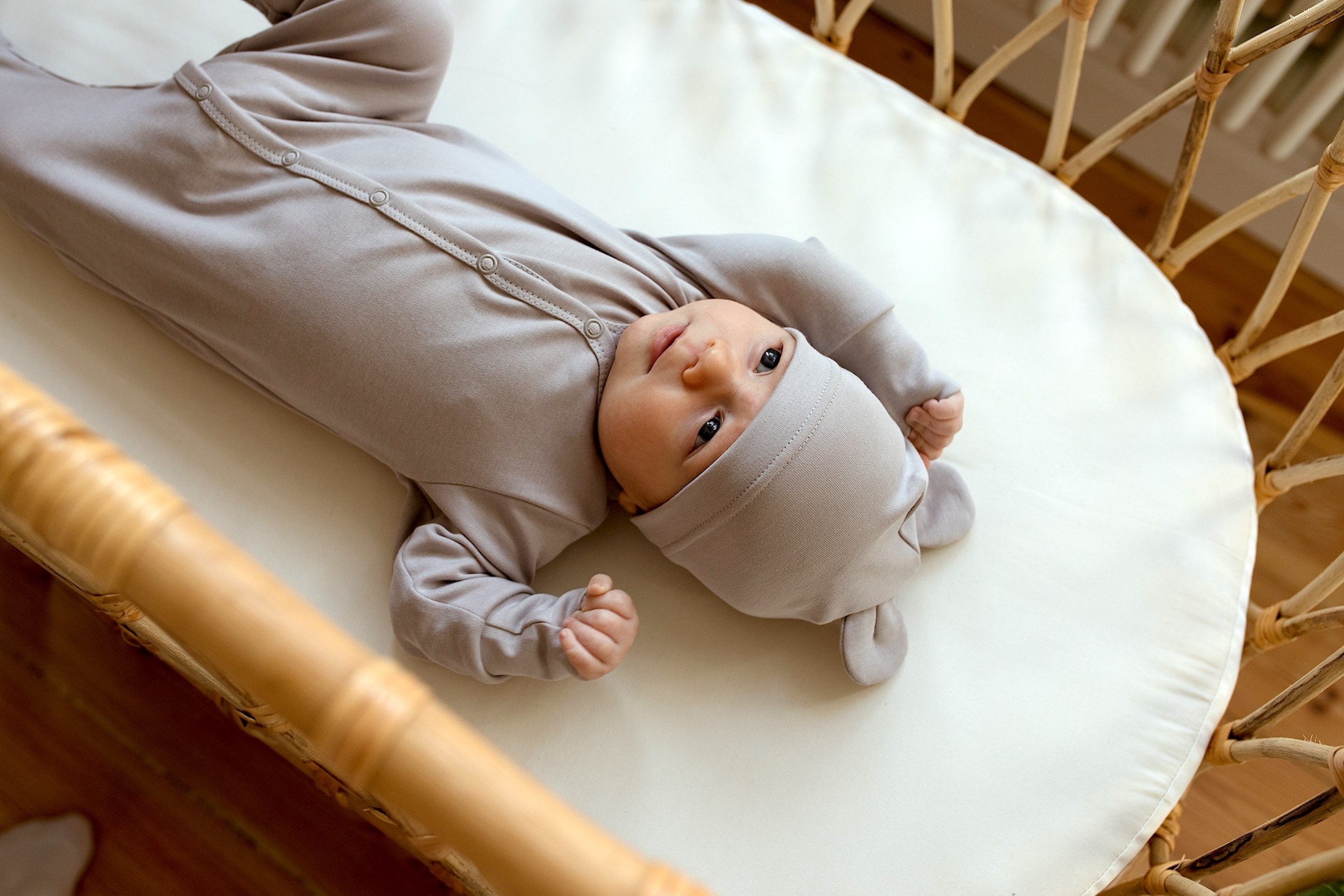 Poofi kõrvadega müts, Light Grey