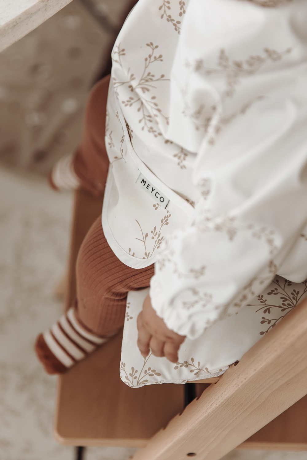 BIB WITH SLEEVES BRANCHES - SAND