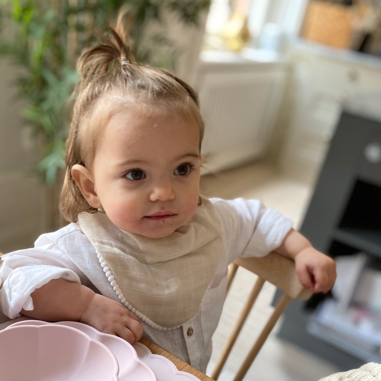Jack o Juno Pom Pom Textile Bib