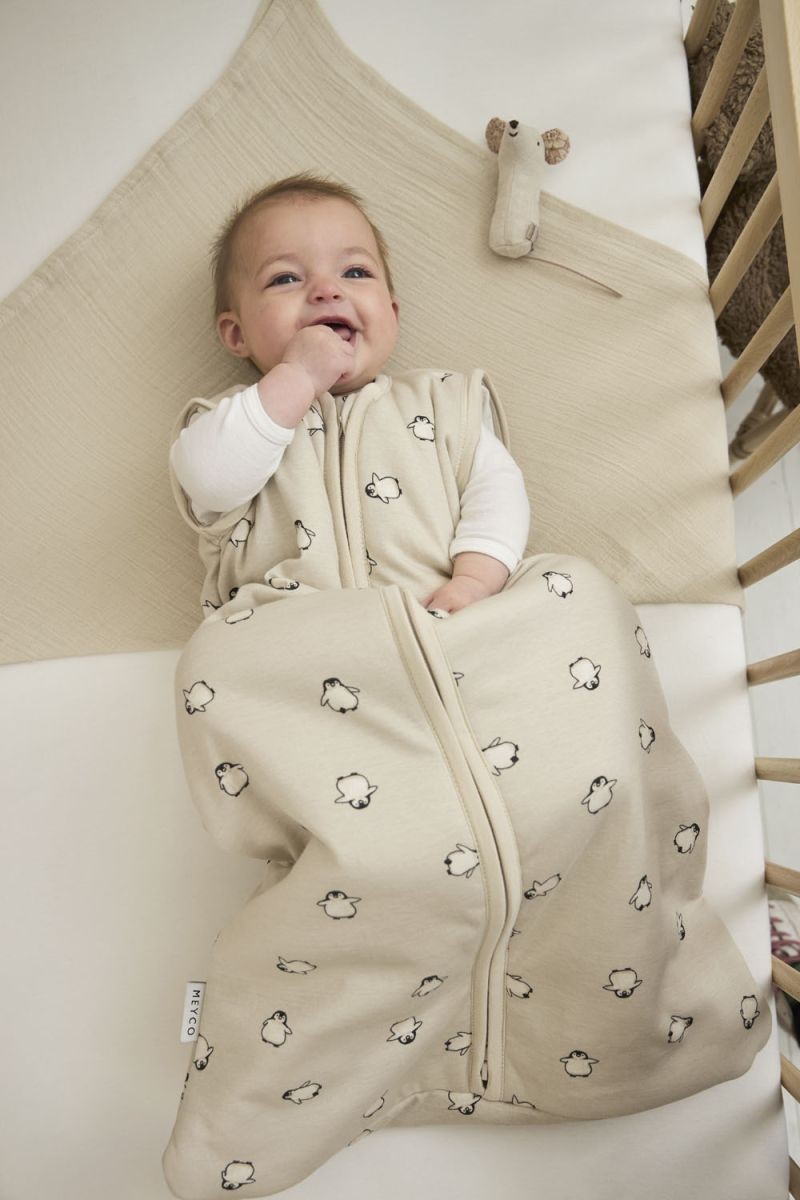 BABY SLEEPING BAG WITH DETACHABLE SLEEVES PENGUIN - SOFT SAND