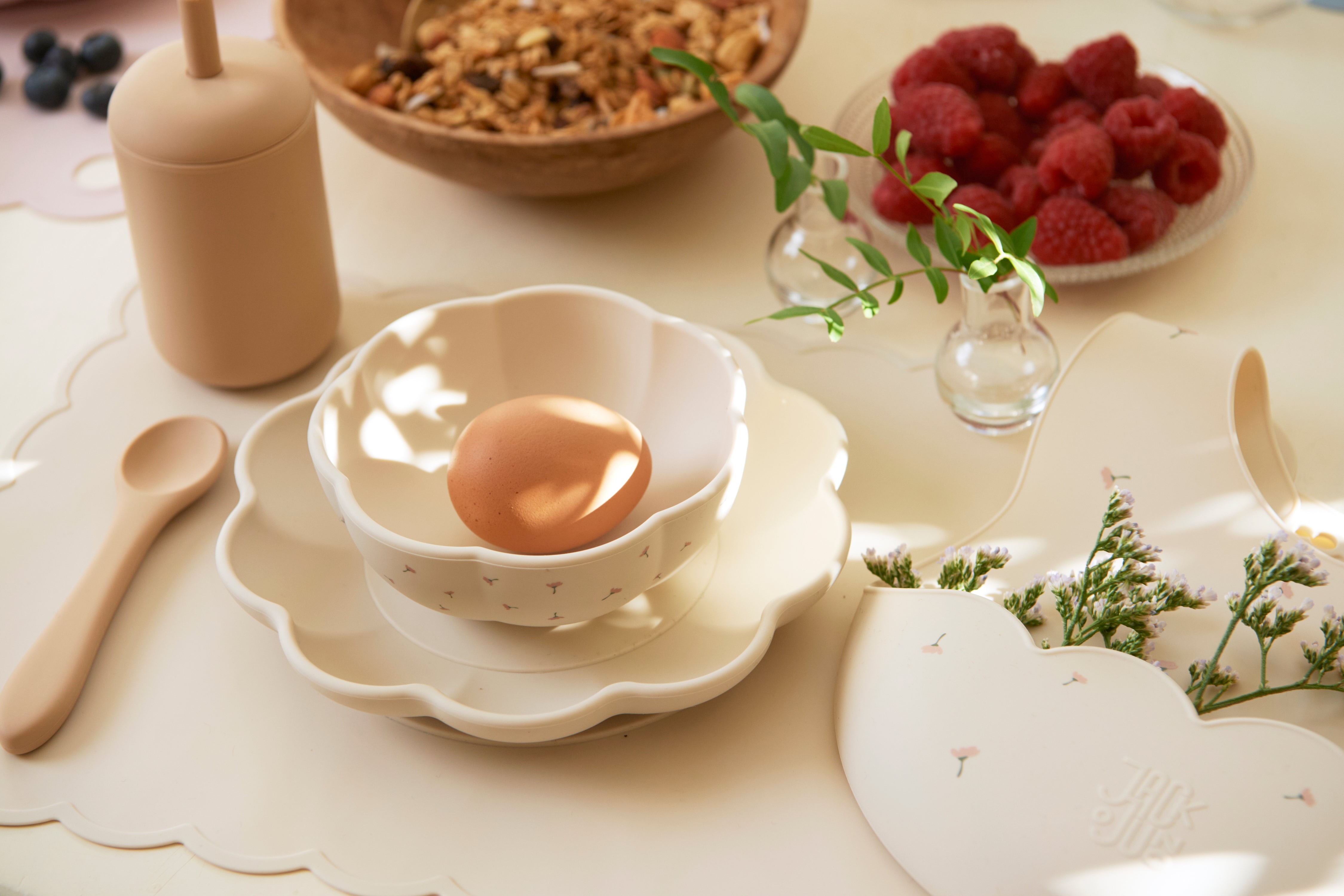 Jack o Juno Poppy in Bloom bowl & spoon set