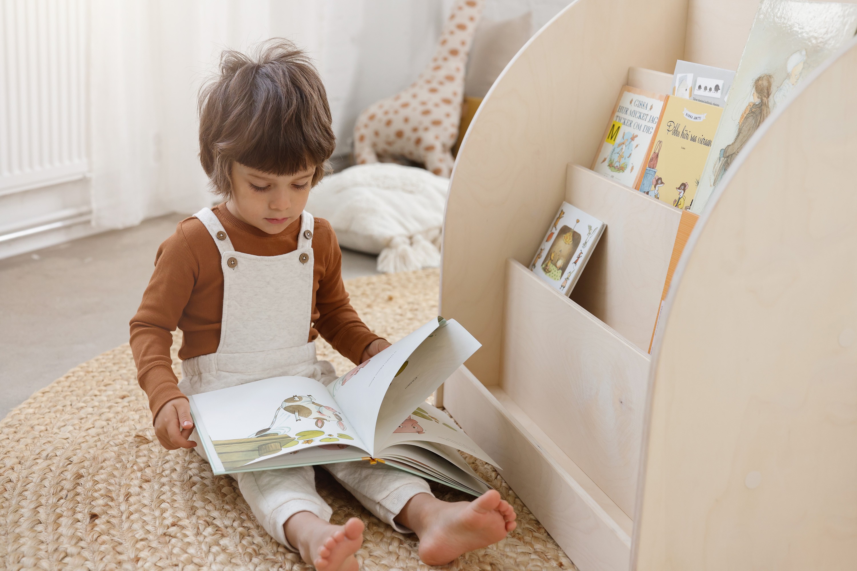 FitWood KUMPU Montessori bookshelf 