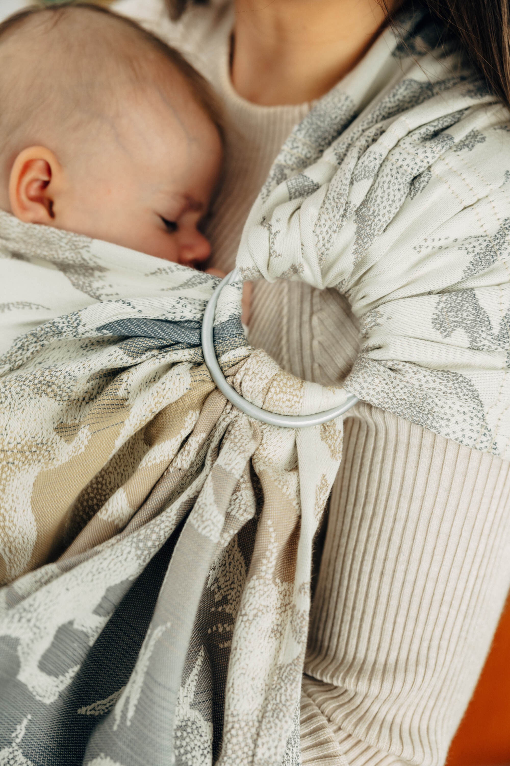 LennyLamb Ring Sling JURASSIC PARK - ICE DESERT 