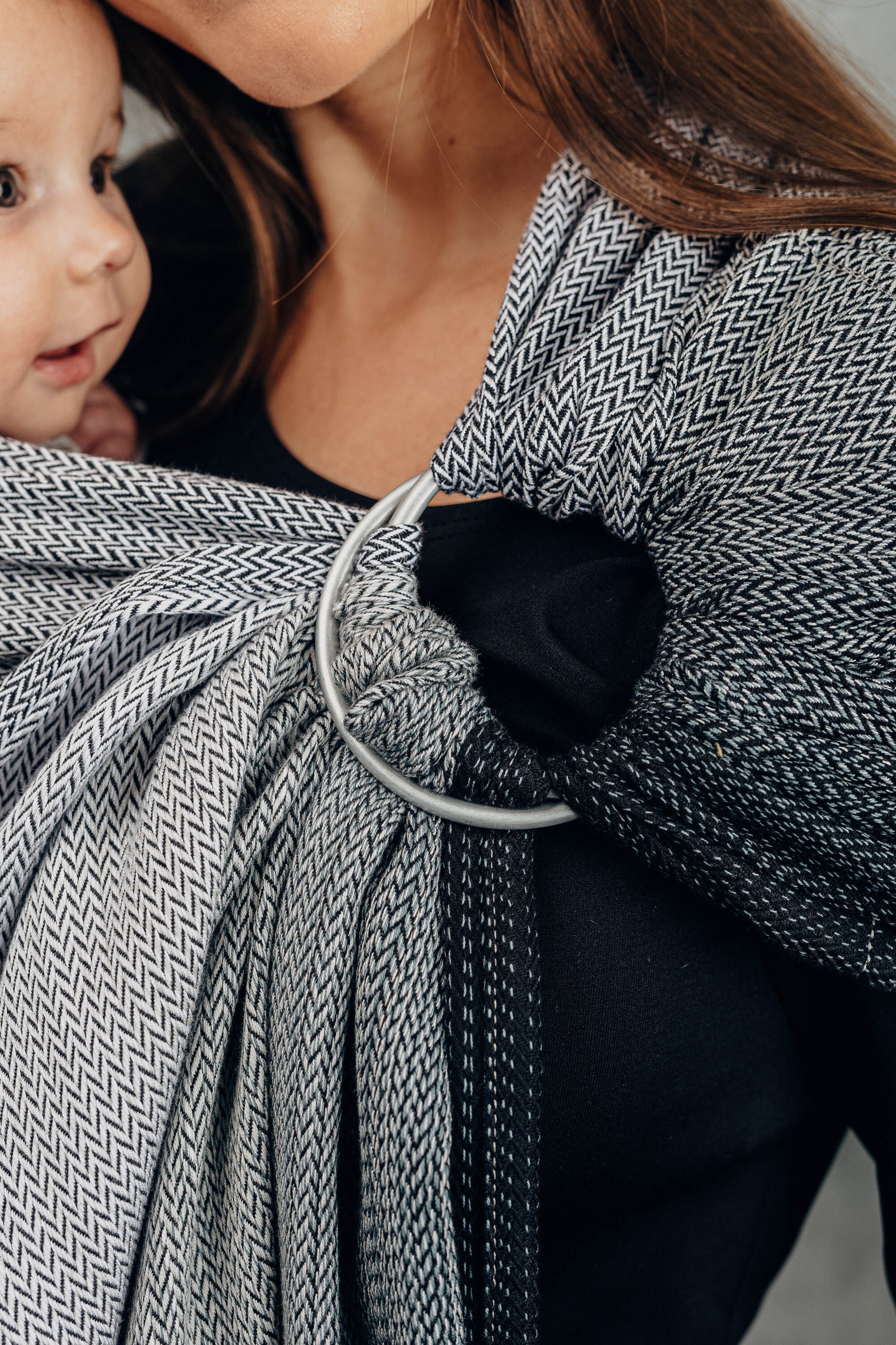 LennyLamb Ring Sling Little Herringbone Ombre Grey