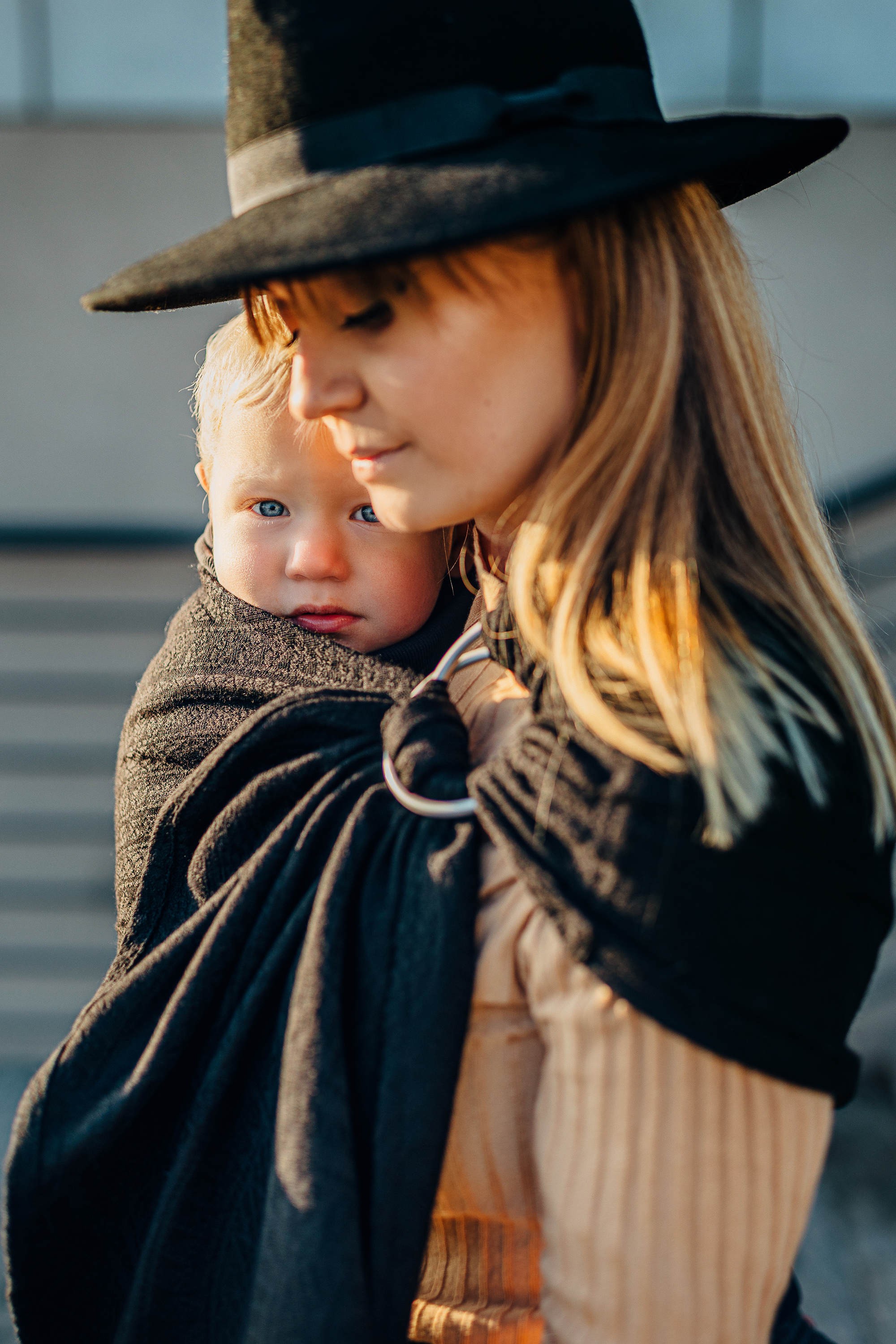 LennyLamb Ring Sling Peacock's Tail - Pitch Black