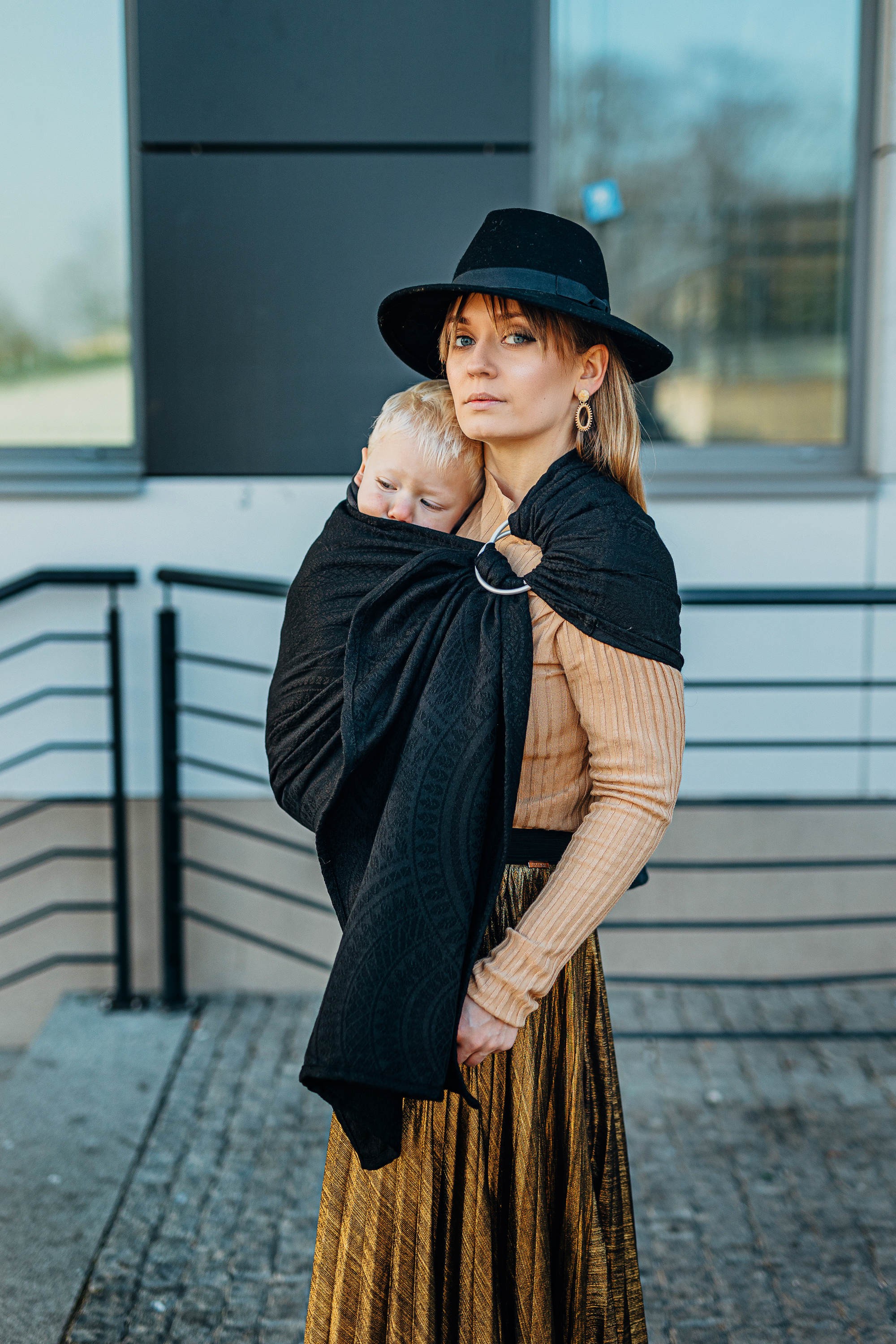 LennyLamb Ring Sling Peacock's Tail - Pitch Black