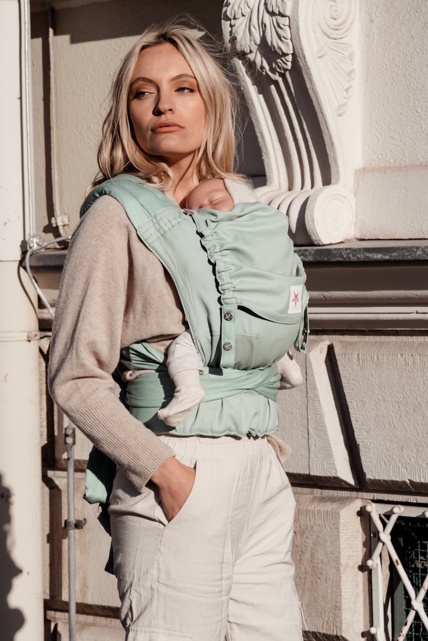 Kokadi baby carrier TaiTai Just Mint