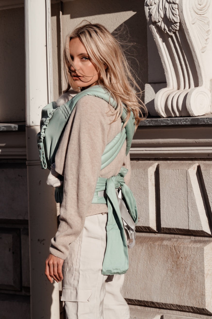 Kokadi baby carrier TaiTai Just Mint