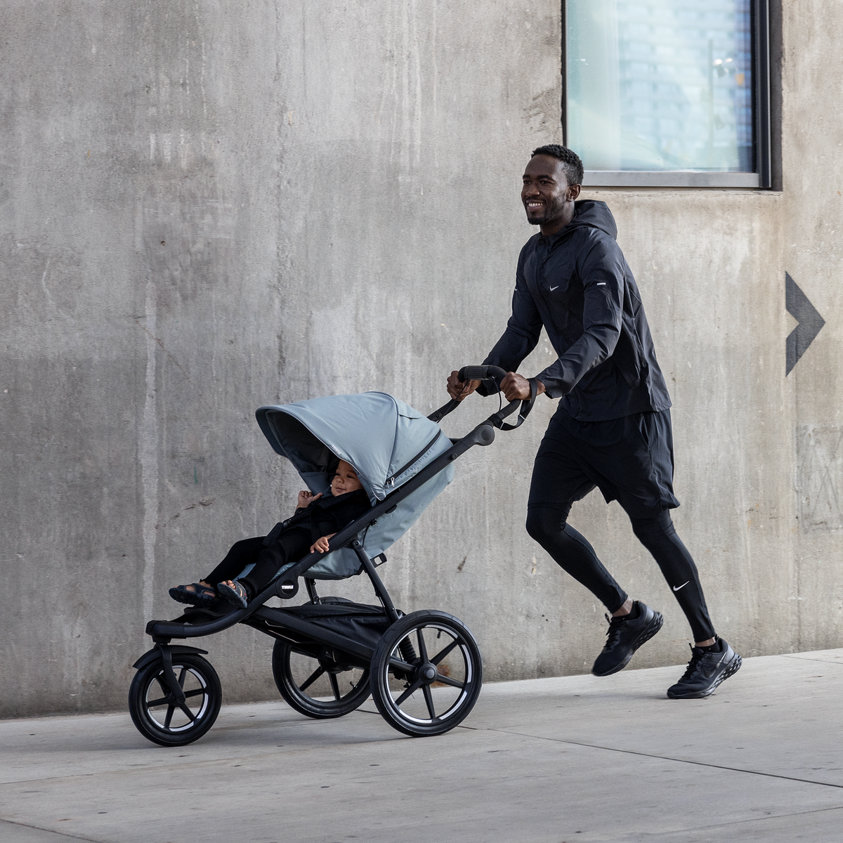 Thule Urban Glide 3 jalutuskäru 