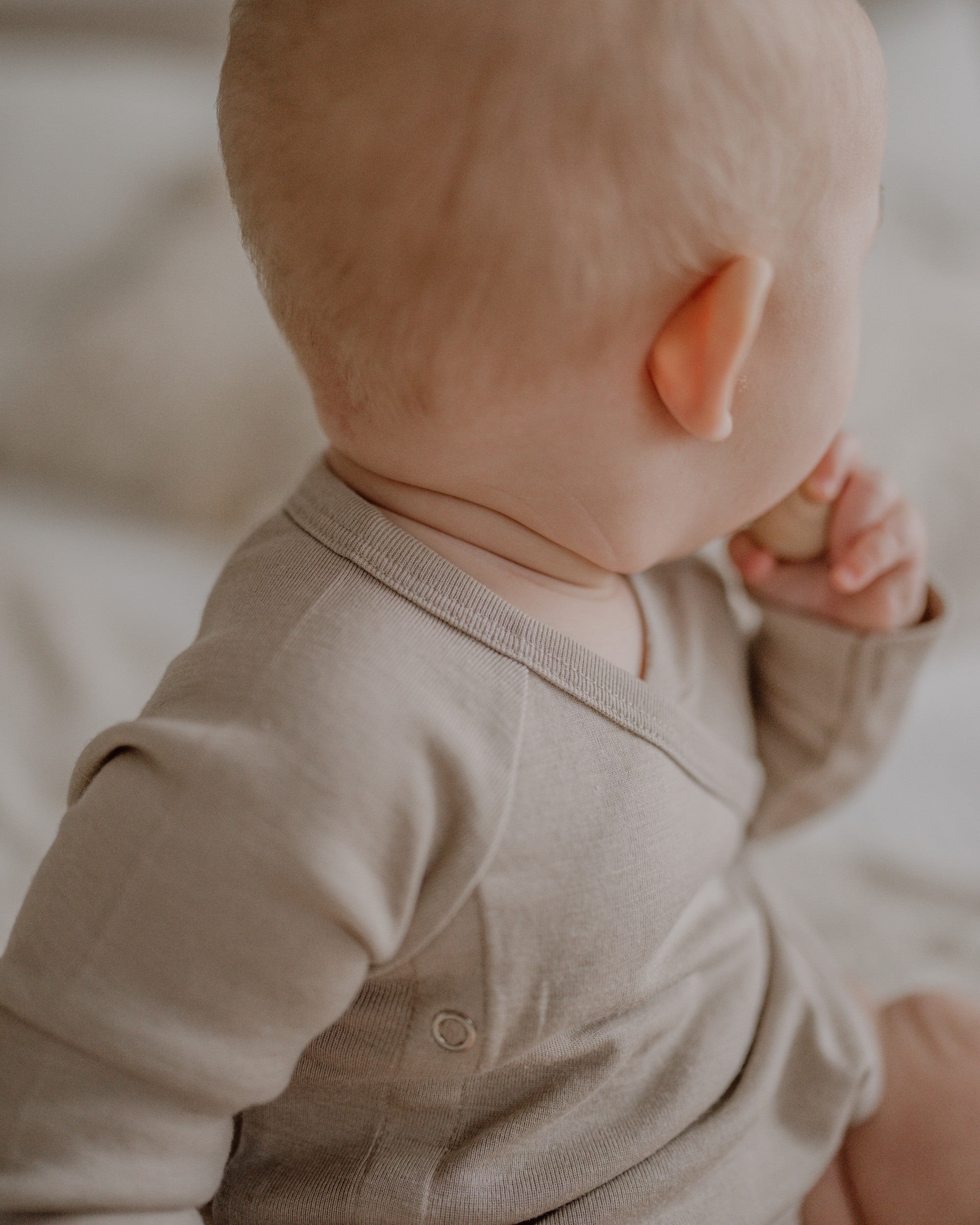 Wool-Silk Long Sleeve Wrap Bodysuit – Clay