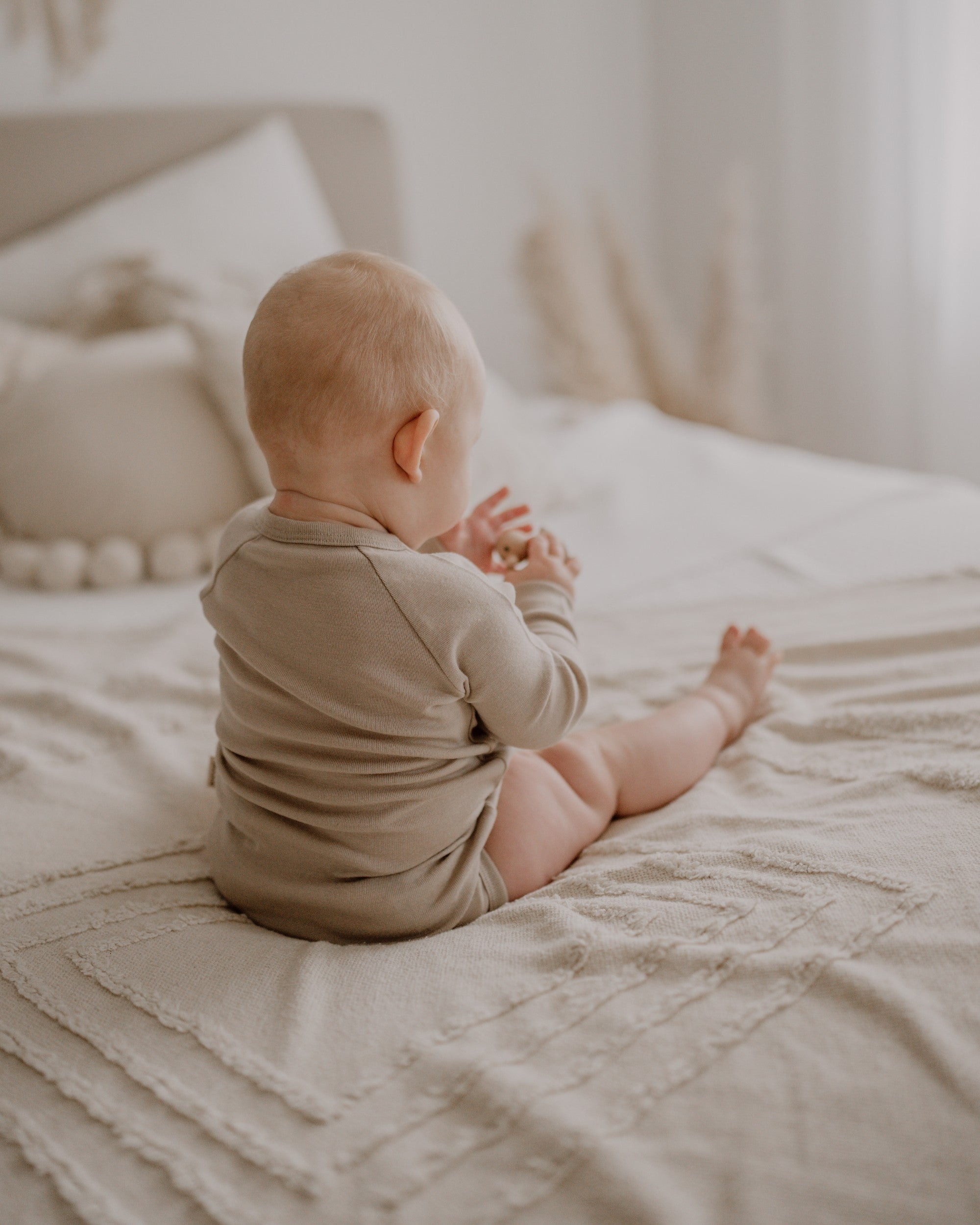 Wool-Silk Long Sleeve Wrap Bodysuit – Clay