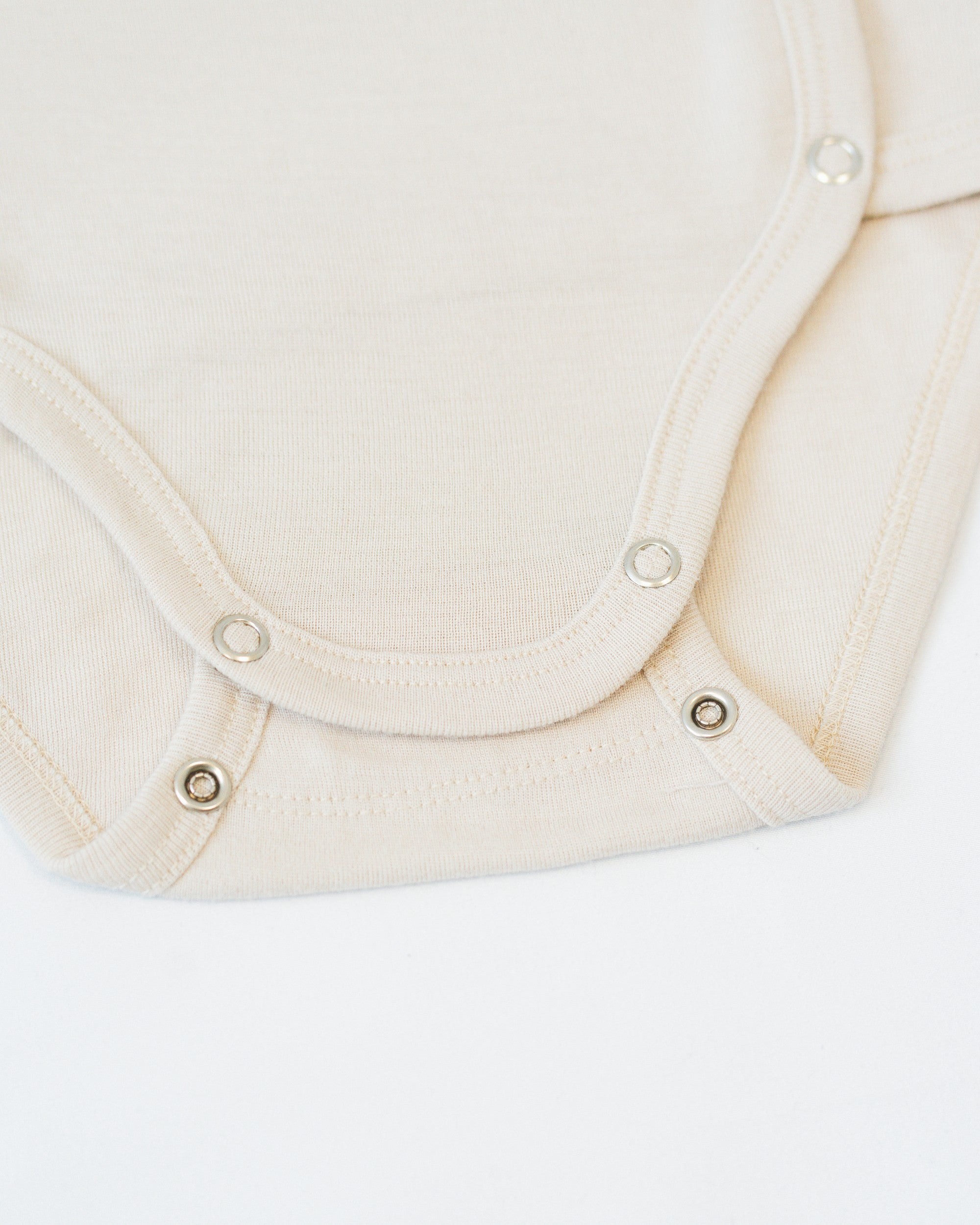 Wool-Silk Short Sleeve Wrap Bodysuit – Beige